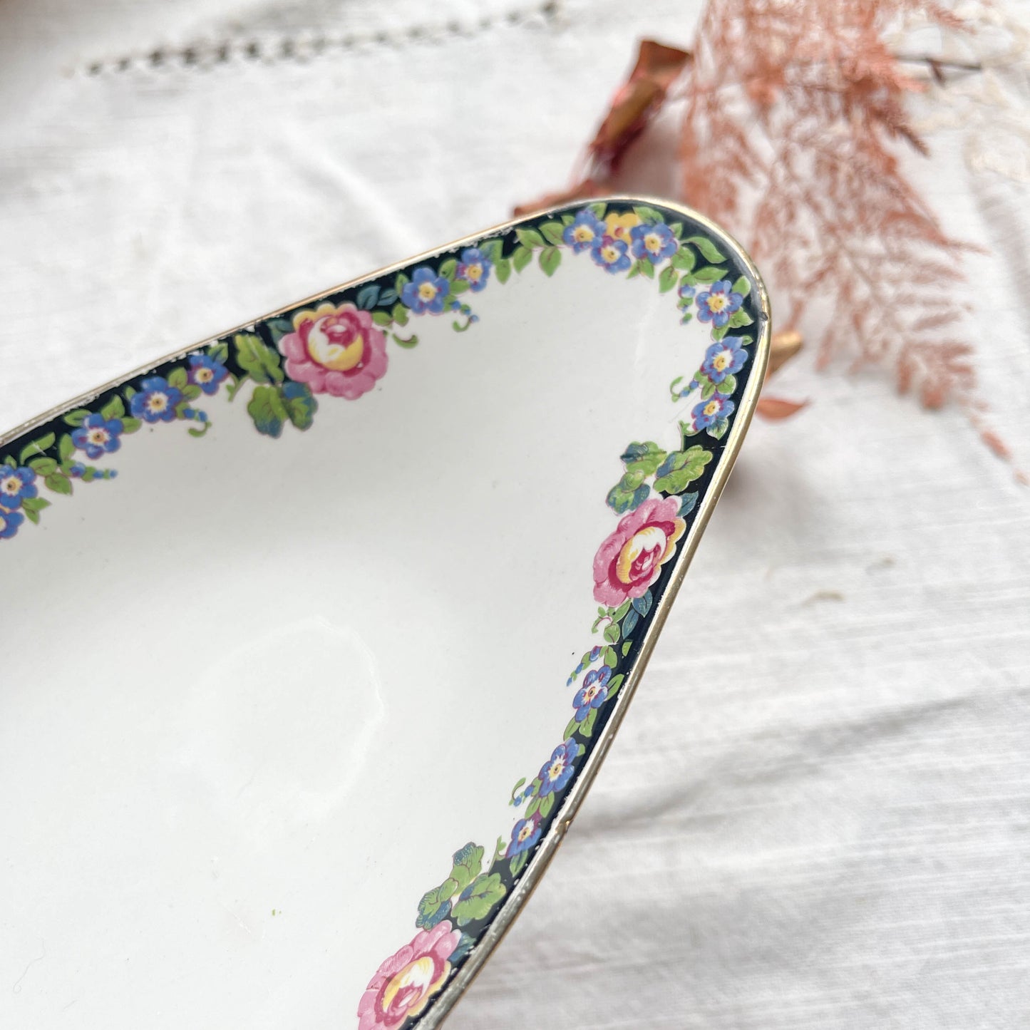 2 vintage porcelain dishes DIGOIN SERREGUEMINES 3984 floral pattern