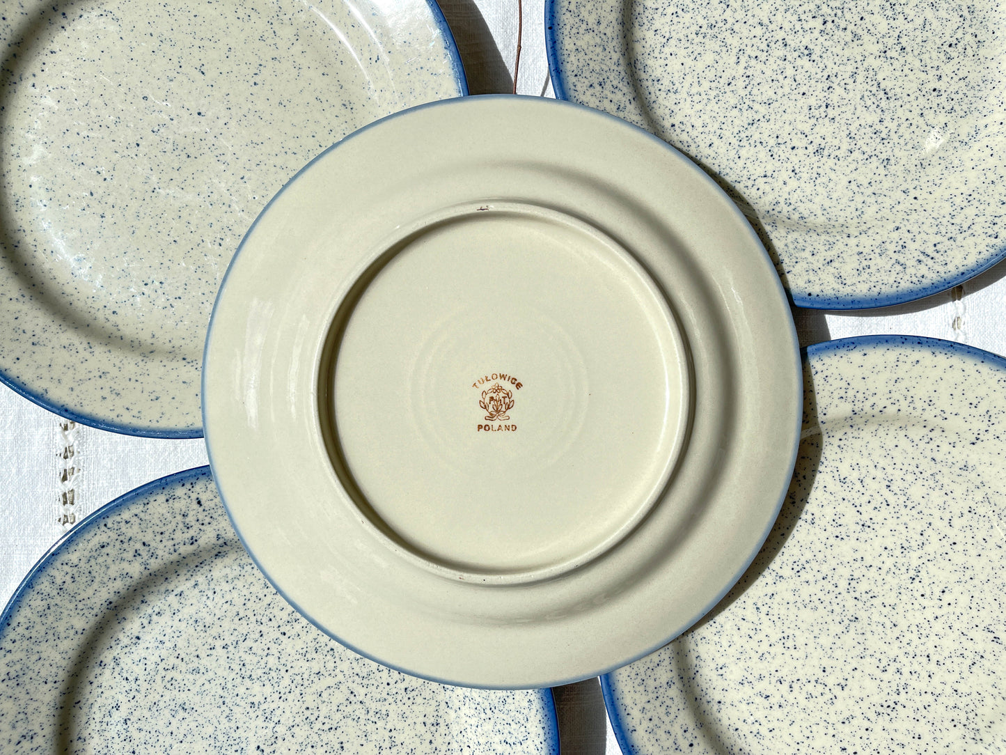 Assiettes plates en grès moucheté bleues Tulowice Poland 1970