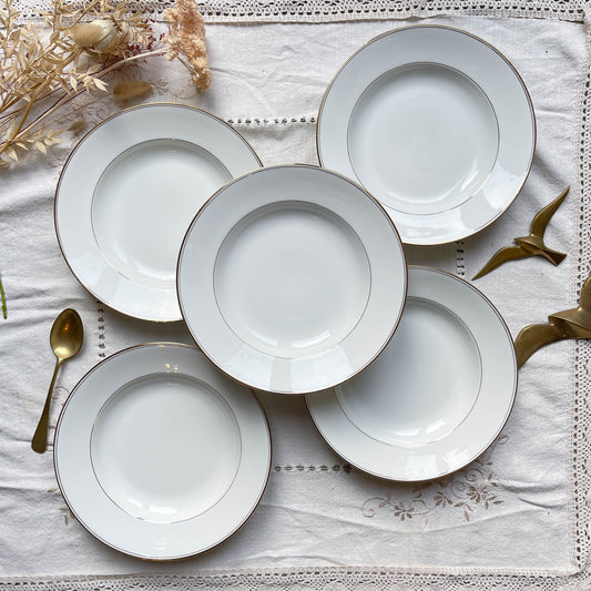 5 Assiettes creuses en porcelaine de Limoges blanches dorées