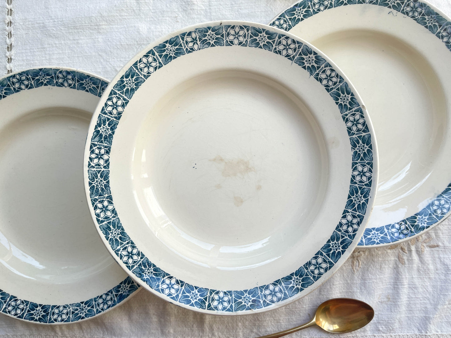 6 assiettes creuses Terre de Fer bleu LONGCHAMP modèle « RENÉ »