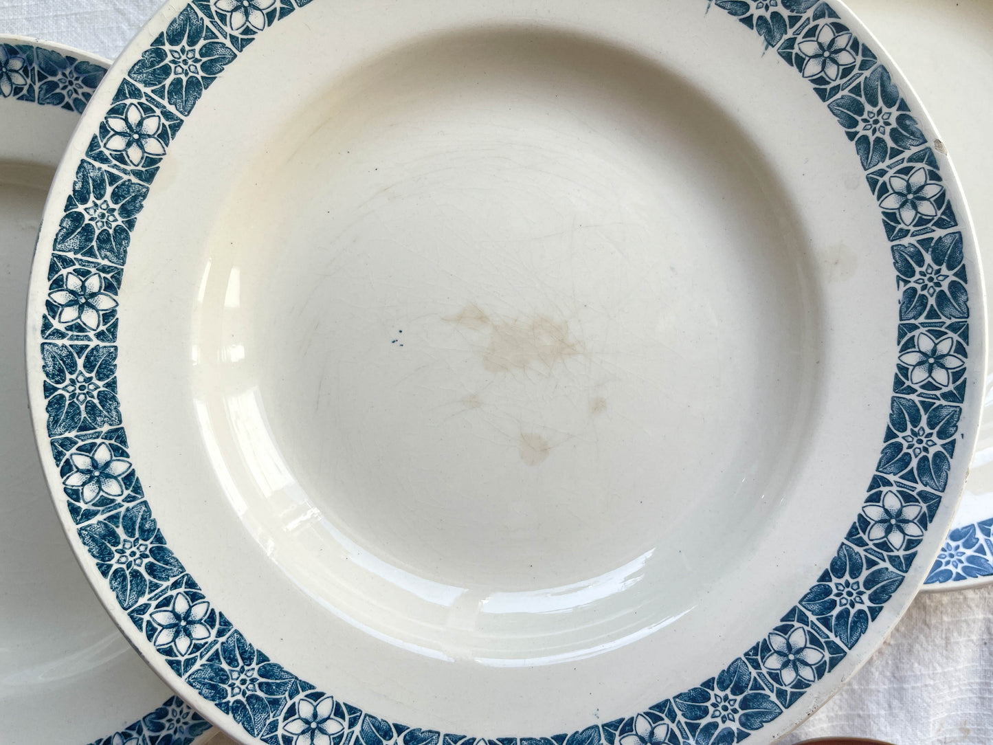 6 assiettes creuses Terre de Fer bleu LONGCHAMP modèle « RENÉ »