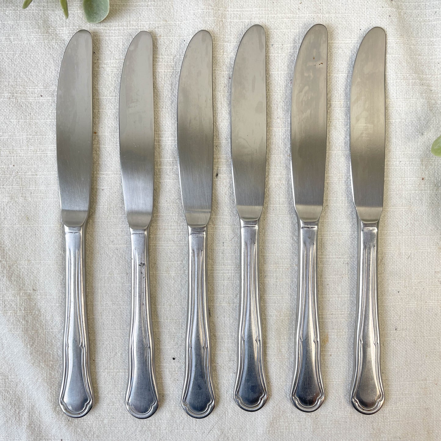 6 Couteaux vintages inox made in France