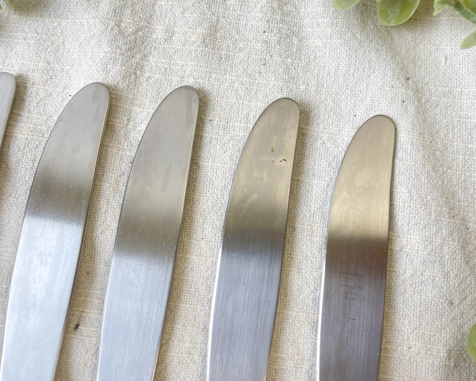 6 Couteaux vintages inox made in France