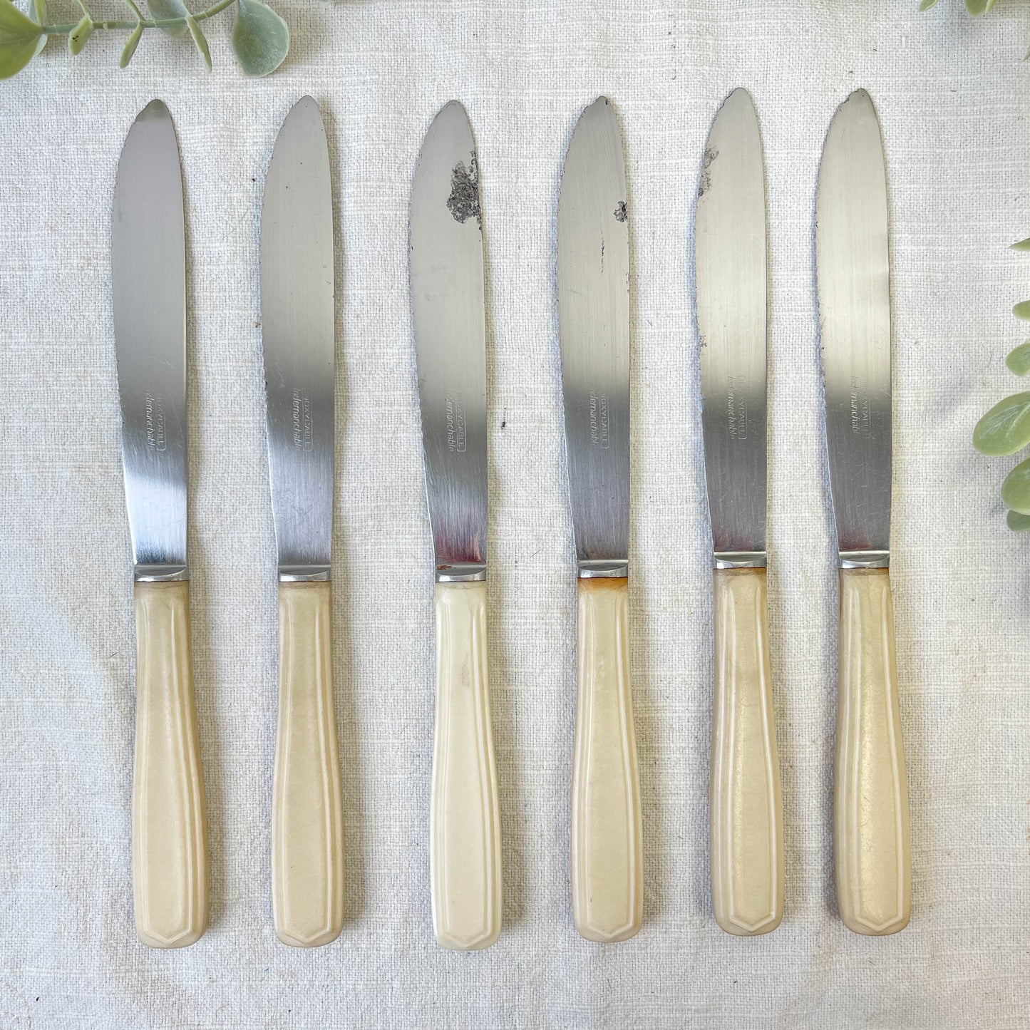 6 vintage Bakelite ivory knives, France