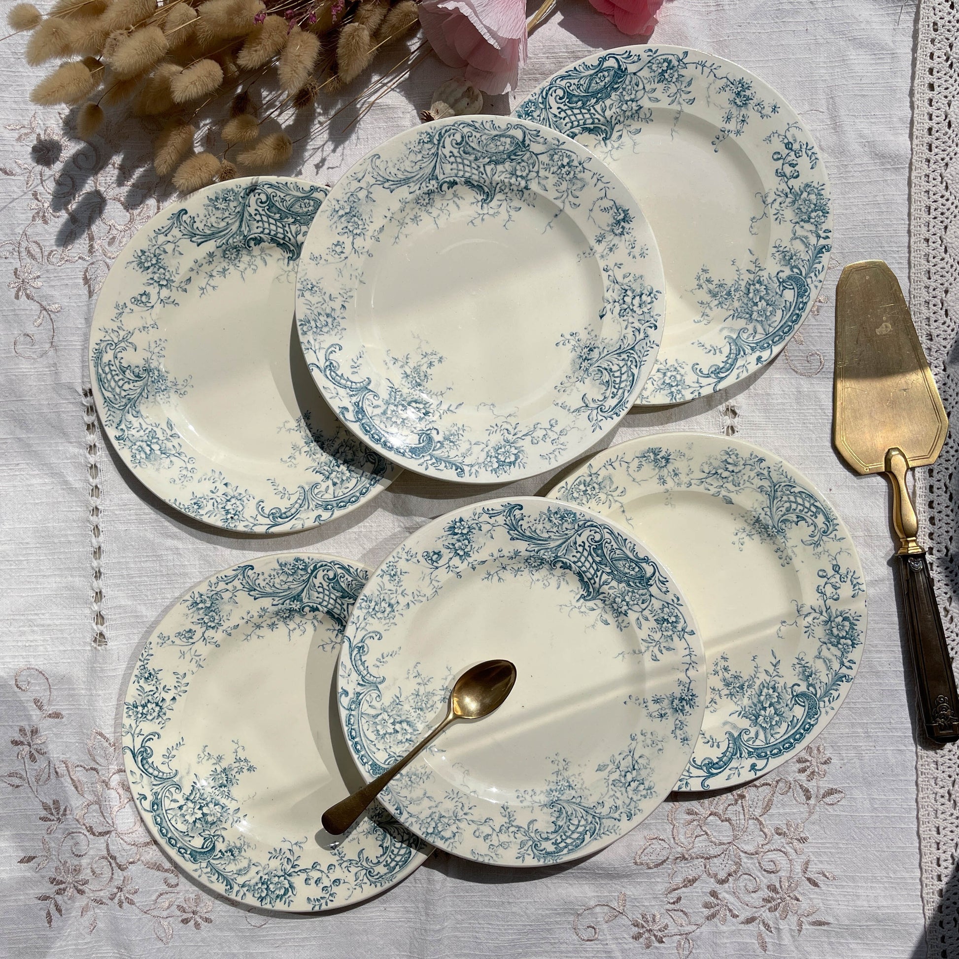 Petites assiettes Terre de fer SALINS modèle Bijou