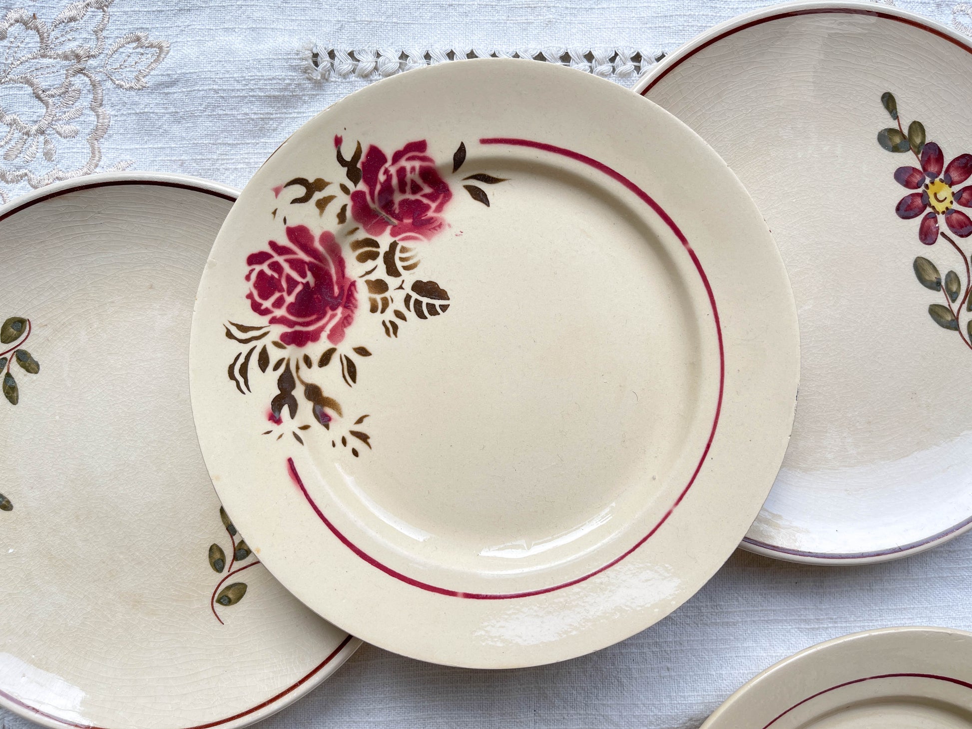 6 Petites assiettes vintage dépareillées motif fleuri - BADONVILLIER - STEULER - 1923