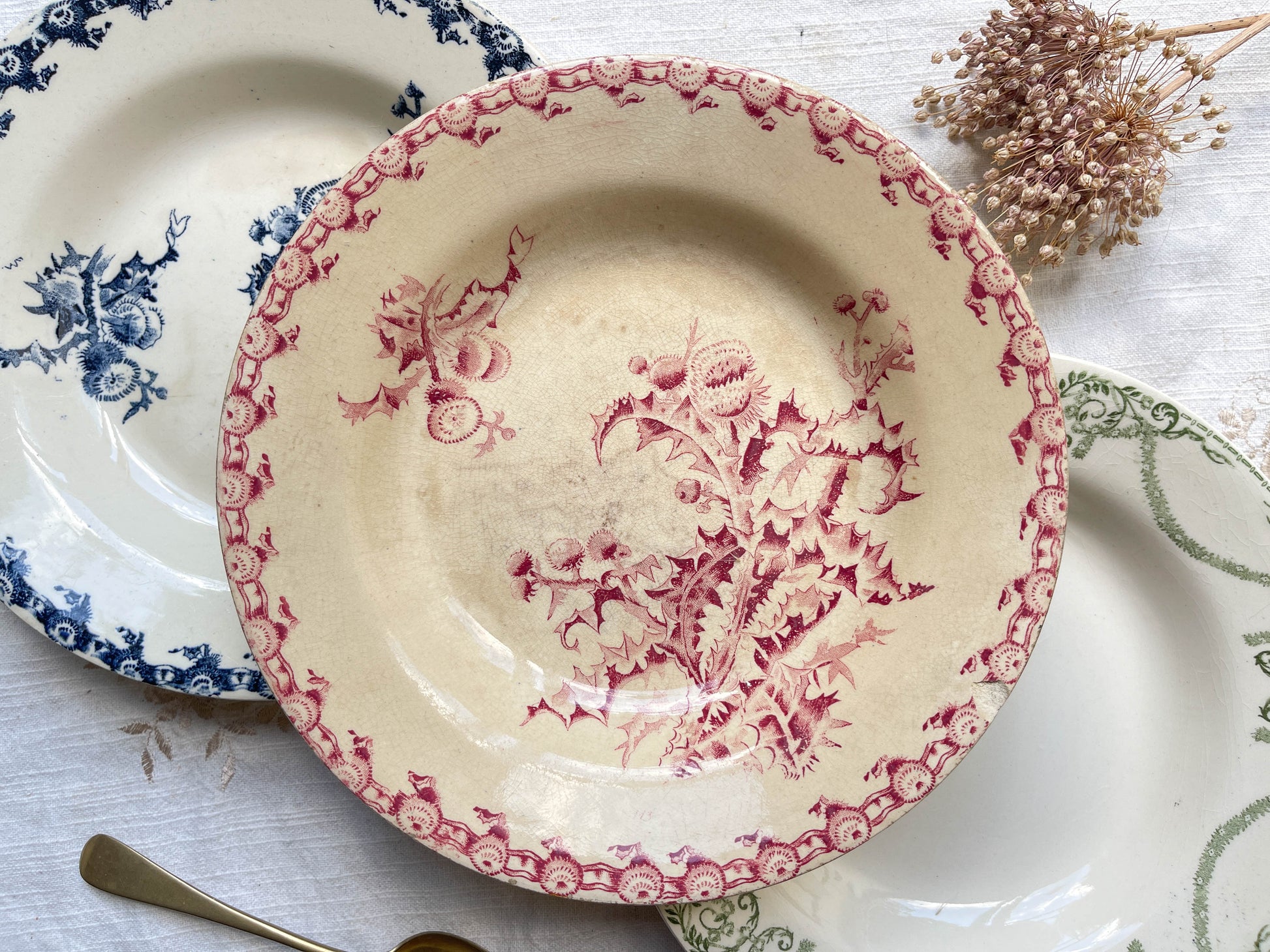 10 Assiettes creuses vintage dépareillées Terre de fer Bleue Verte Rouge