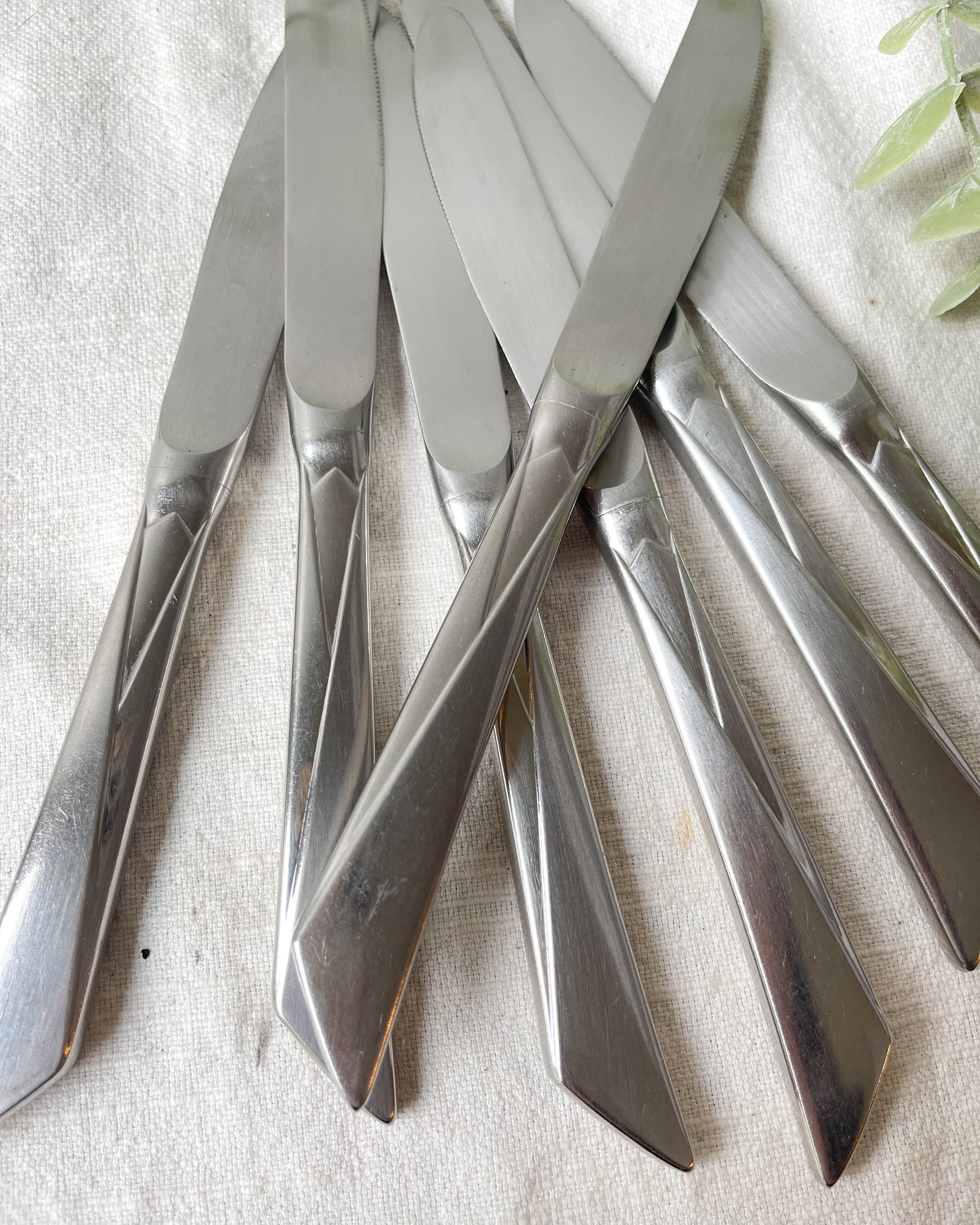 7 Couteaux vintages inox style Art déco made in France