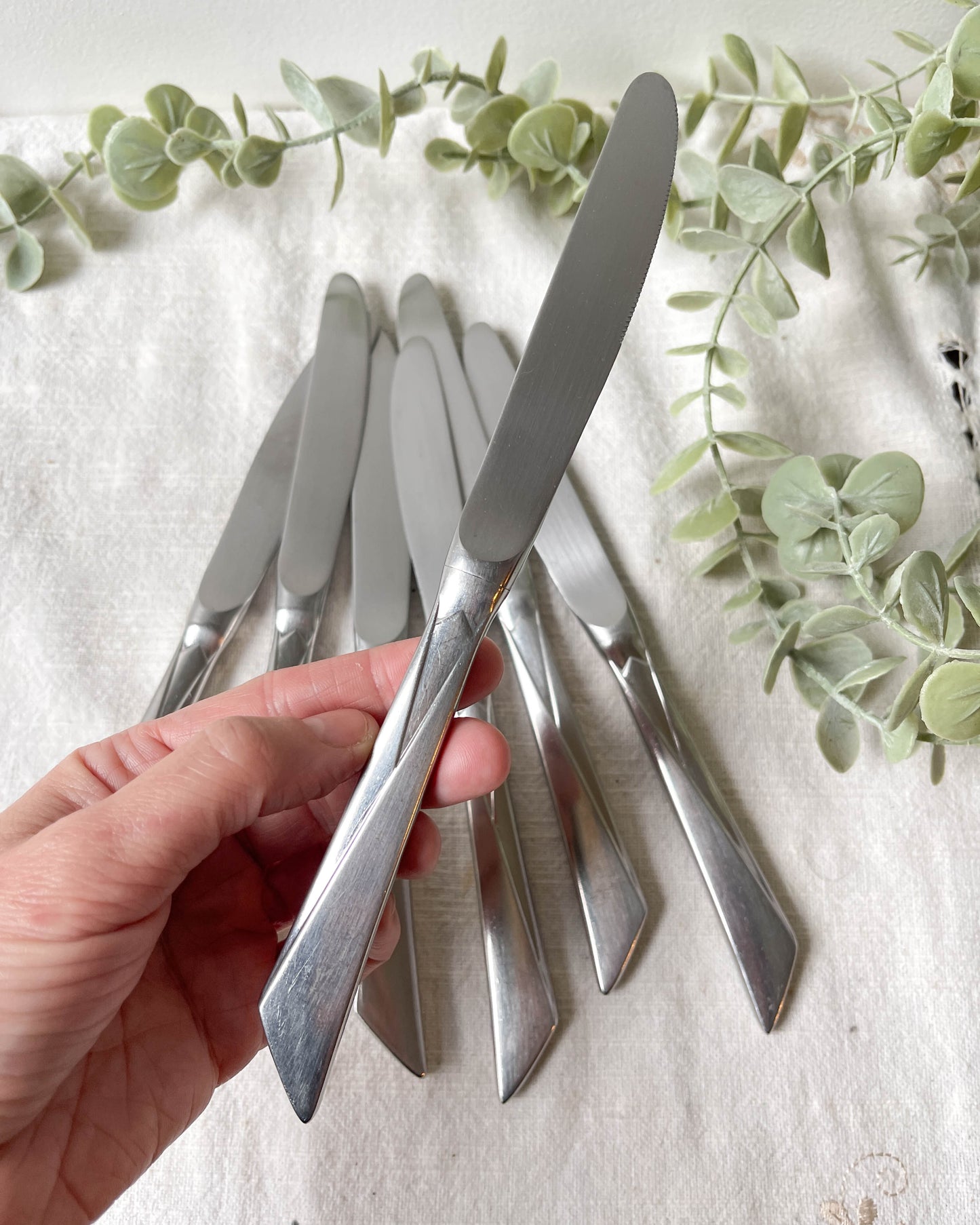 7 Vintage stainless steel knives, Art Deco style, made in France.