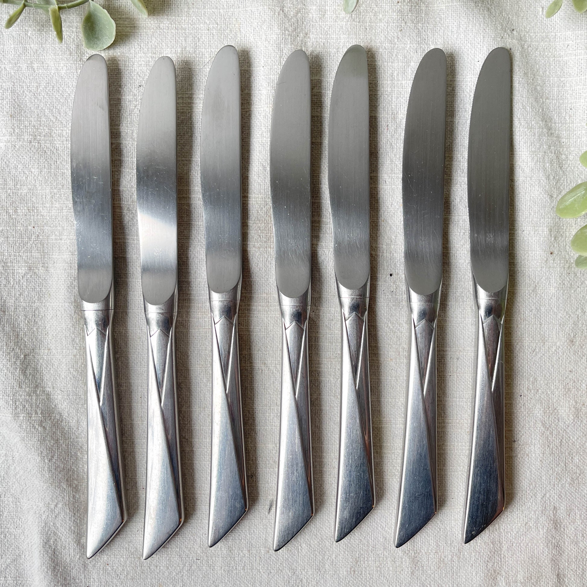 7 Couteaux vintages inox style Art déco made in France