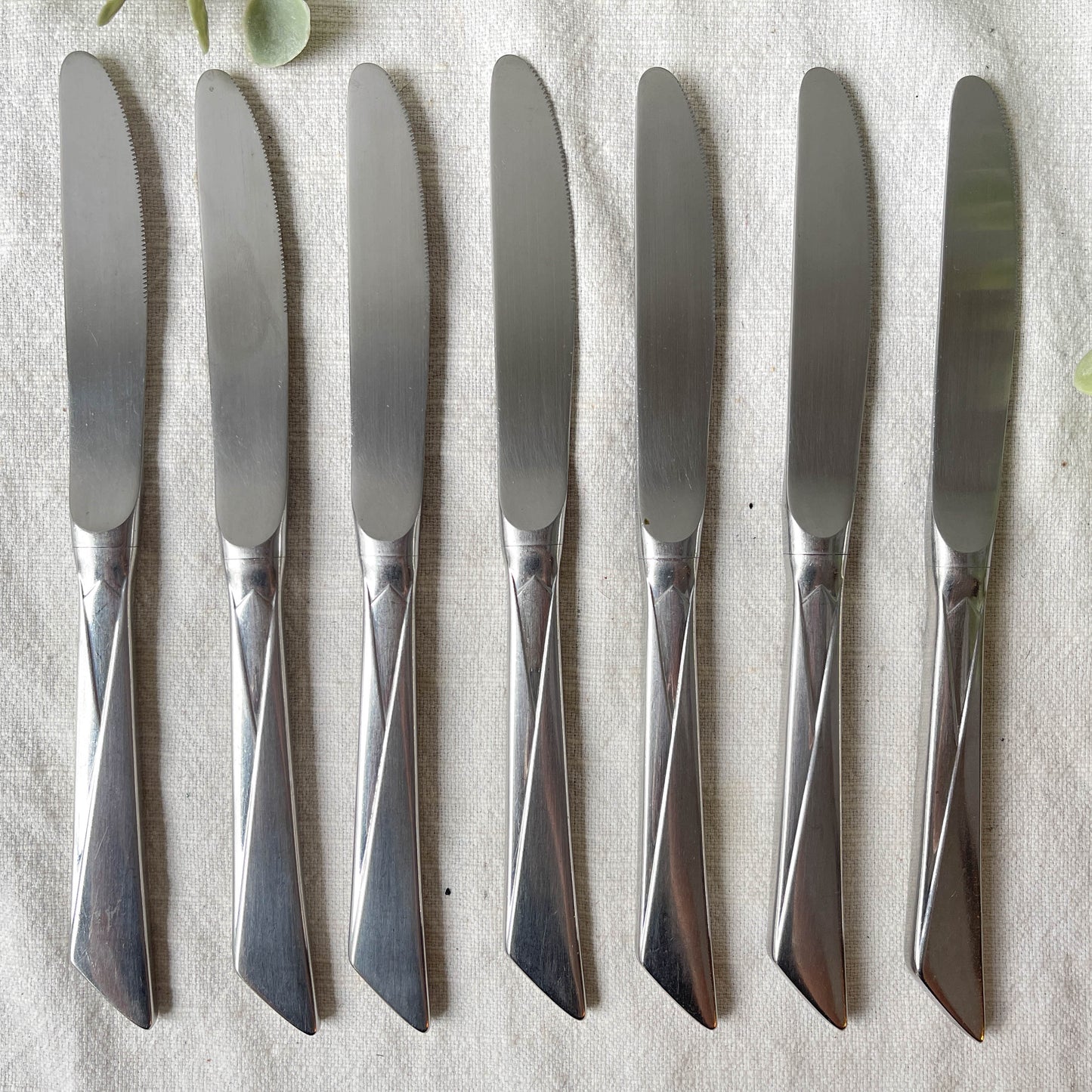 7 Couteaux vintages inox style Art déco made in France