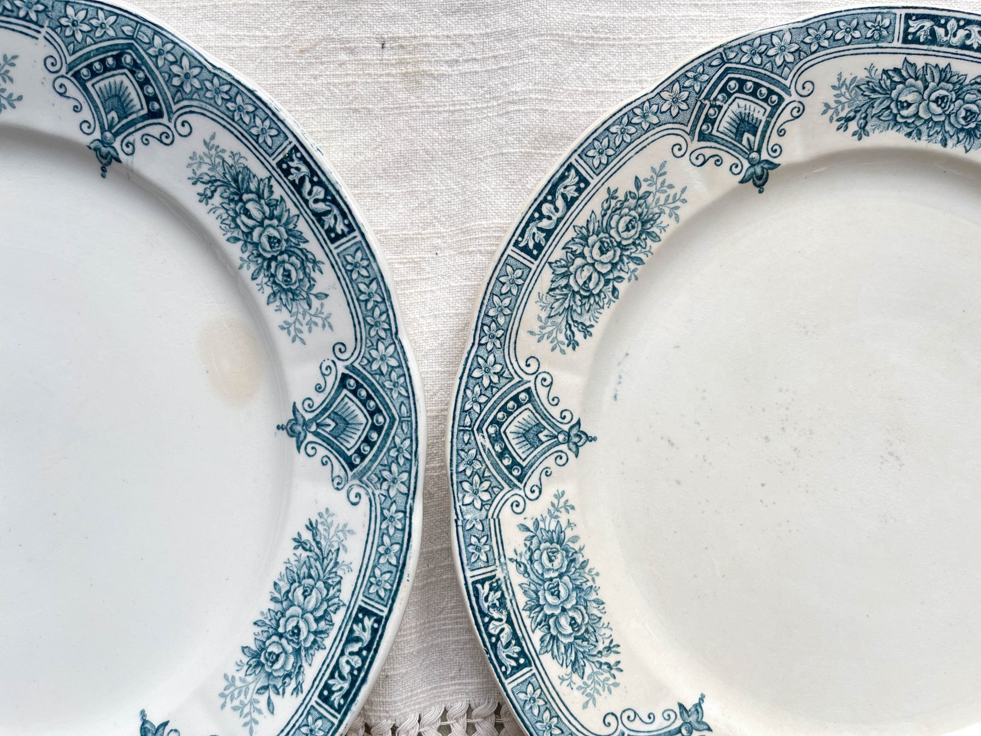8 Assiettes vintage Terre de Fer Bleues + 8 Petites Assiettes porcelaine blanches dorée dépareillées
