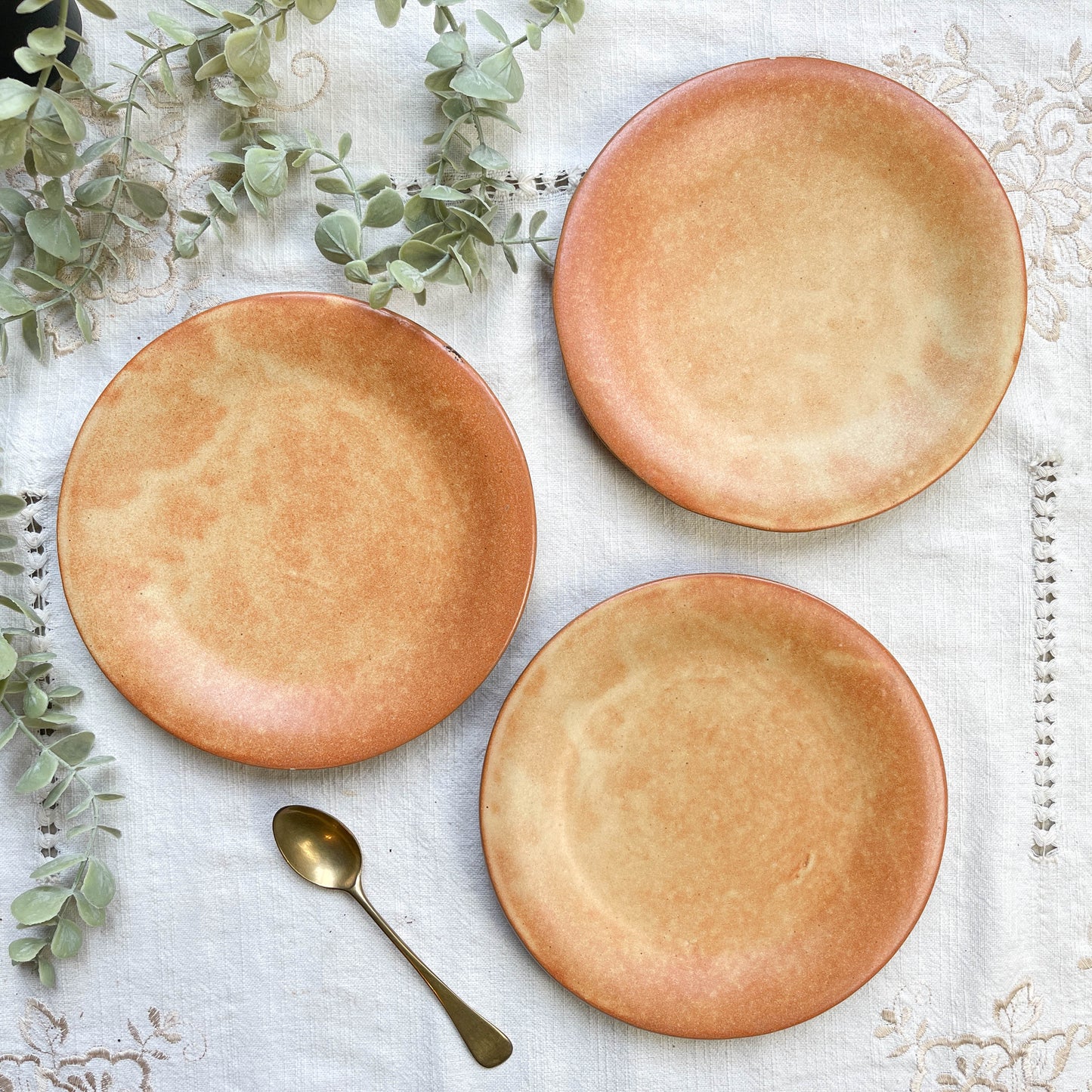 3 Petites Assiettes Vintage en Grès Vallauris