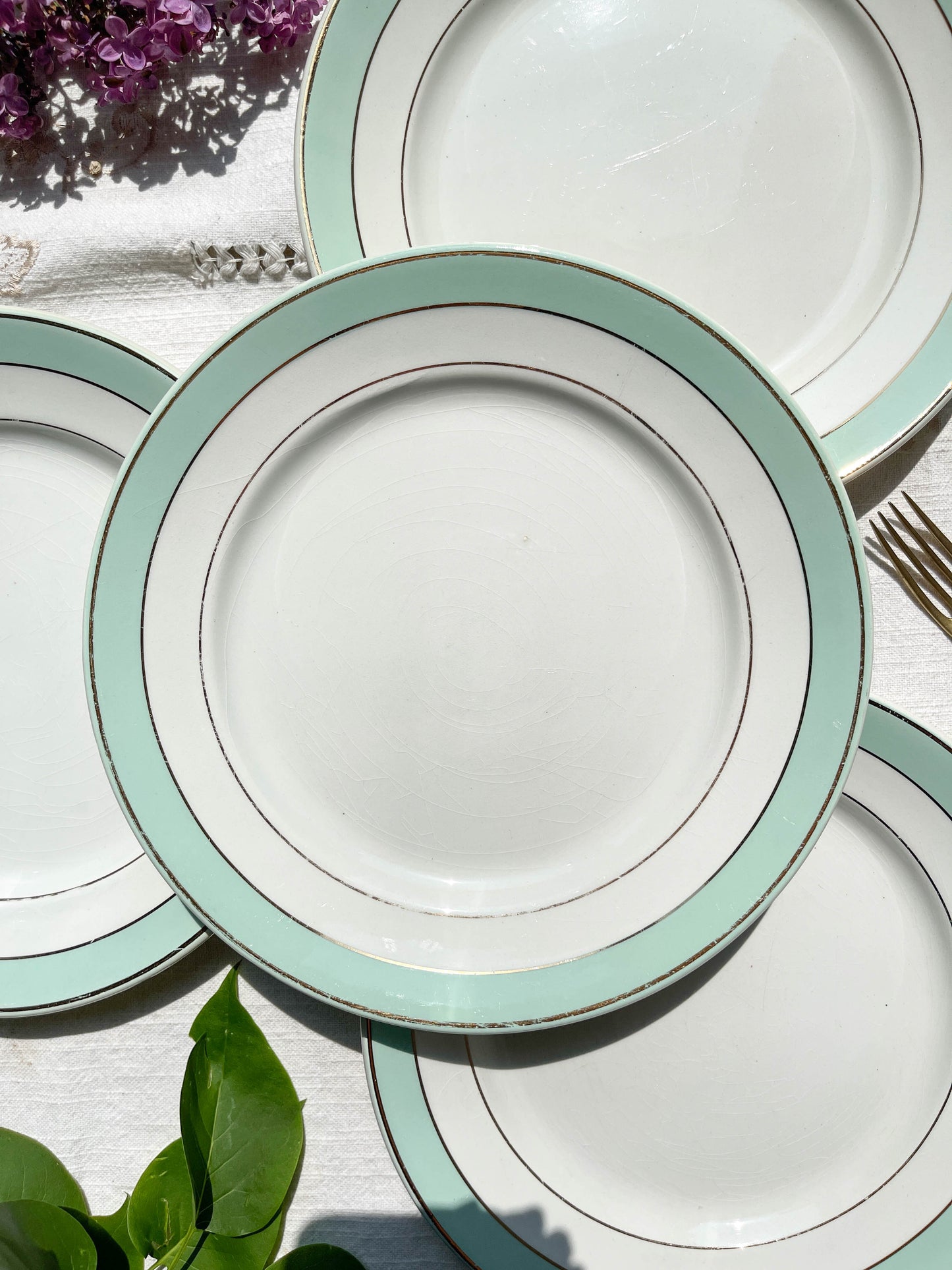 4 Assiettes plates BADONVILLER en faïence blanche verte dorée