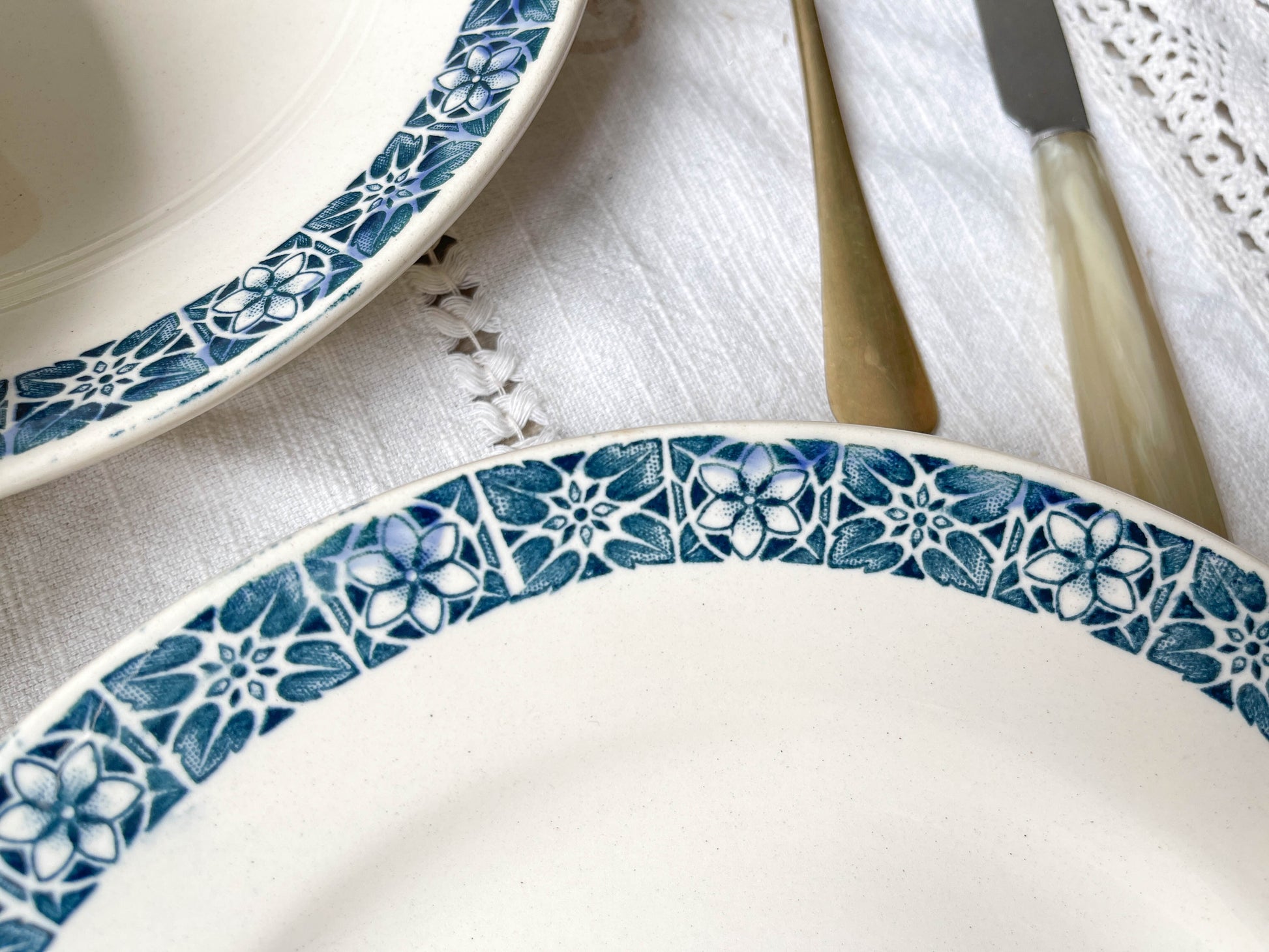 6 Assiettes plates Terre de fer Longchamp modèle René Made in France