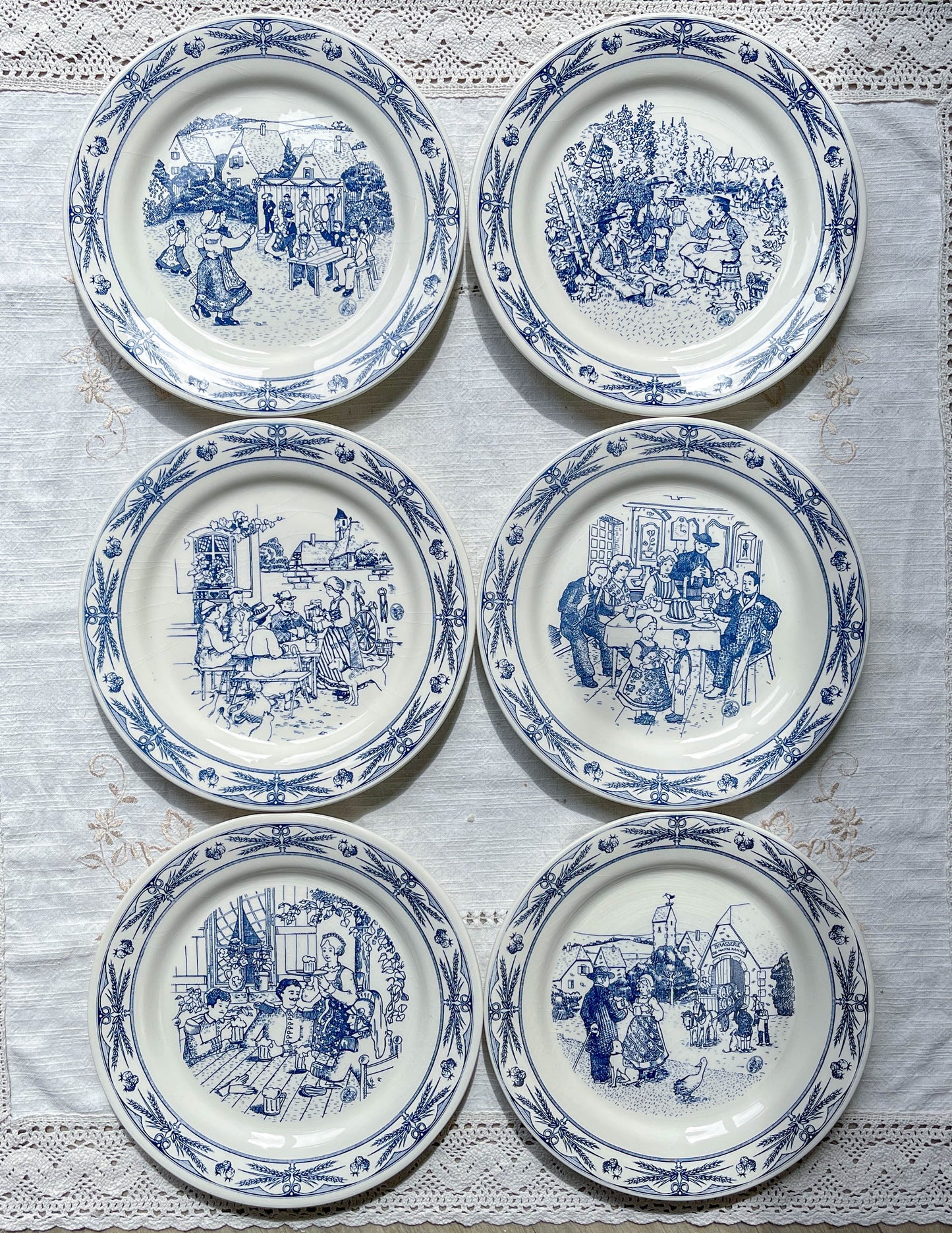 Lot de 7 Assiettes Plates Anciennes Faïence illustrée Gien