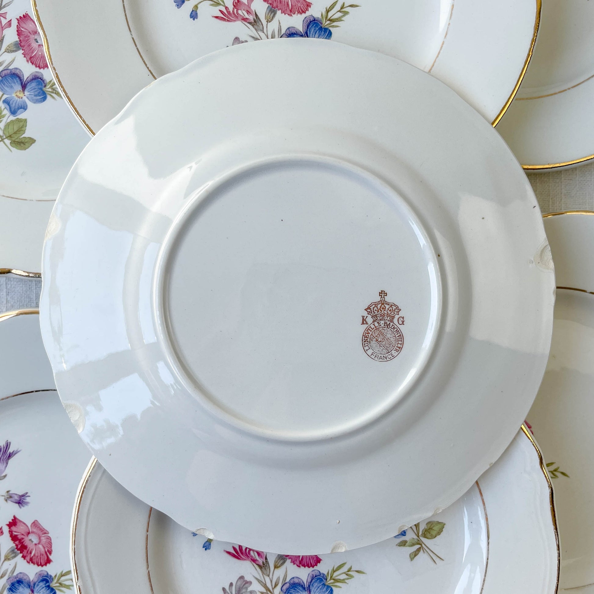 7 Petites Assiettes en porcelaine vintage motif fleuri KG Luneville