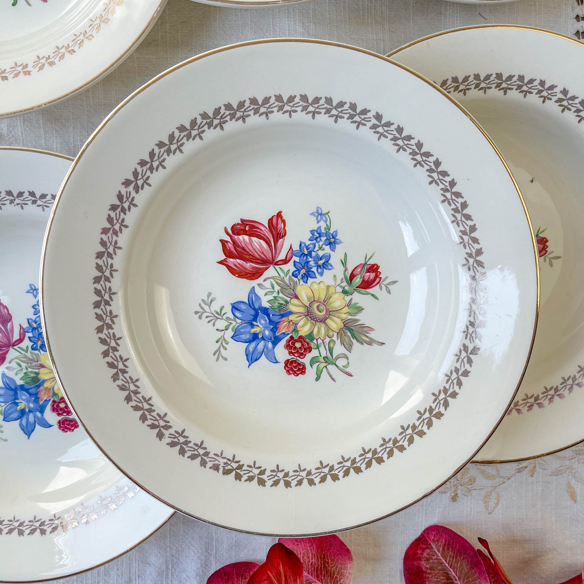 6 Assiettes creuses en porcelaine vintage motif fleuri Sarreguemines 5261 - Vaisselle vintage fleurie -Vaisselle Française Assiettes-vintage