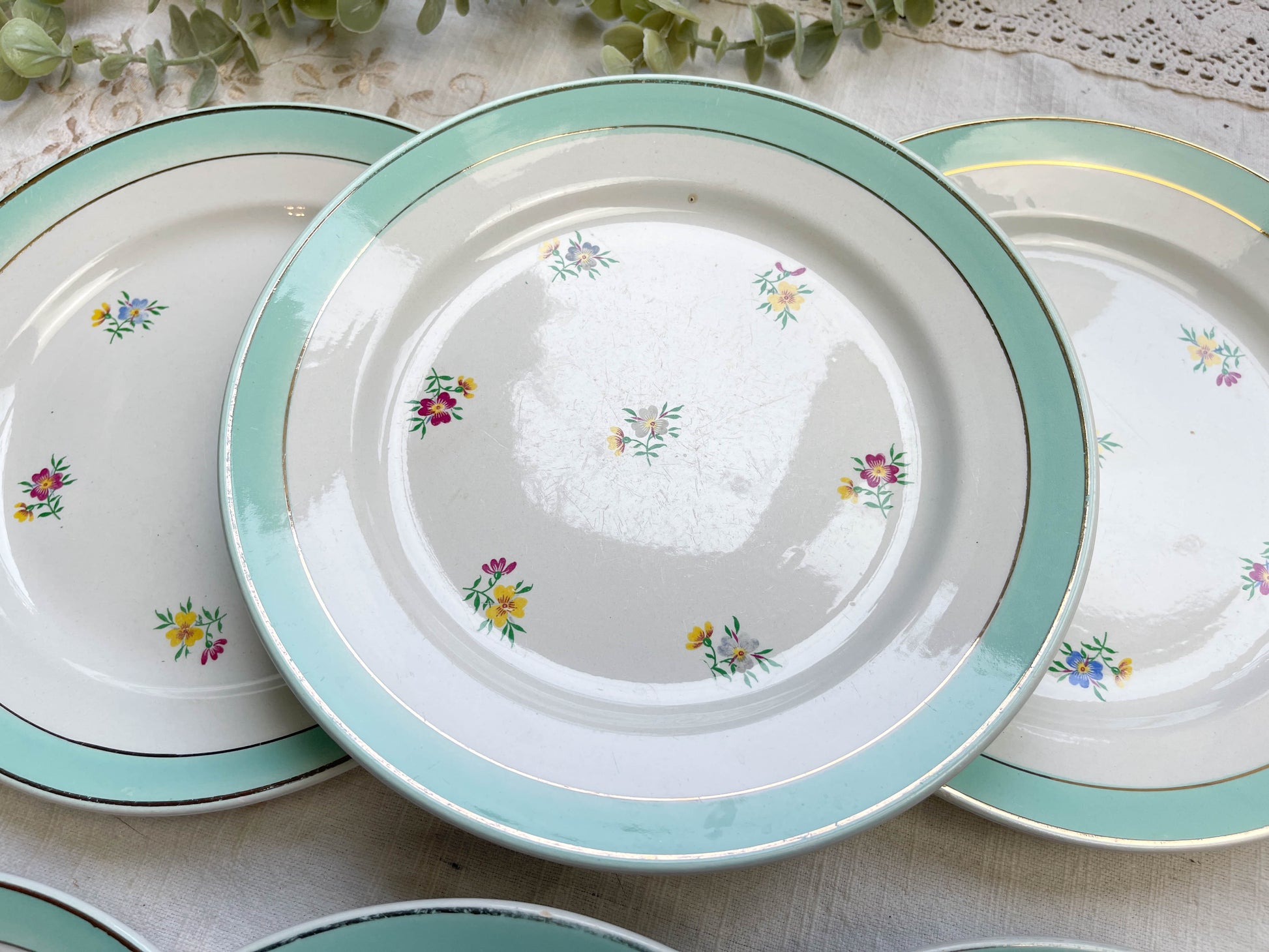 6 Assiettes plates porcelaine vintage blanche verte fleurie LUNEVILLE 1950s
