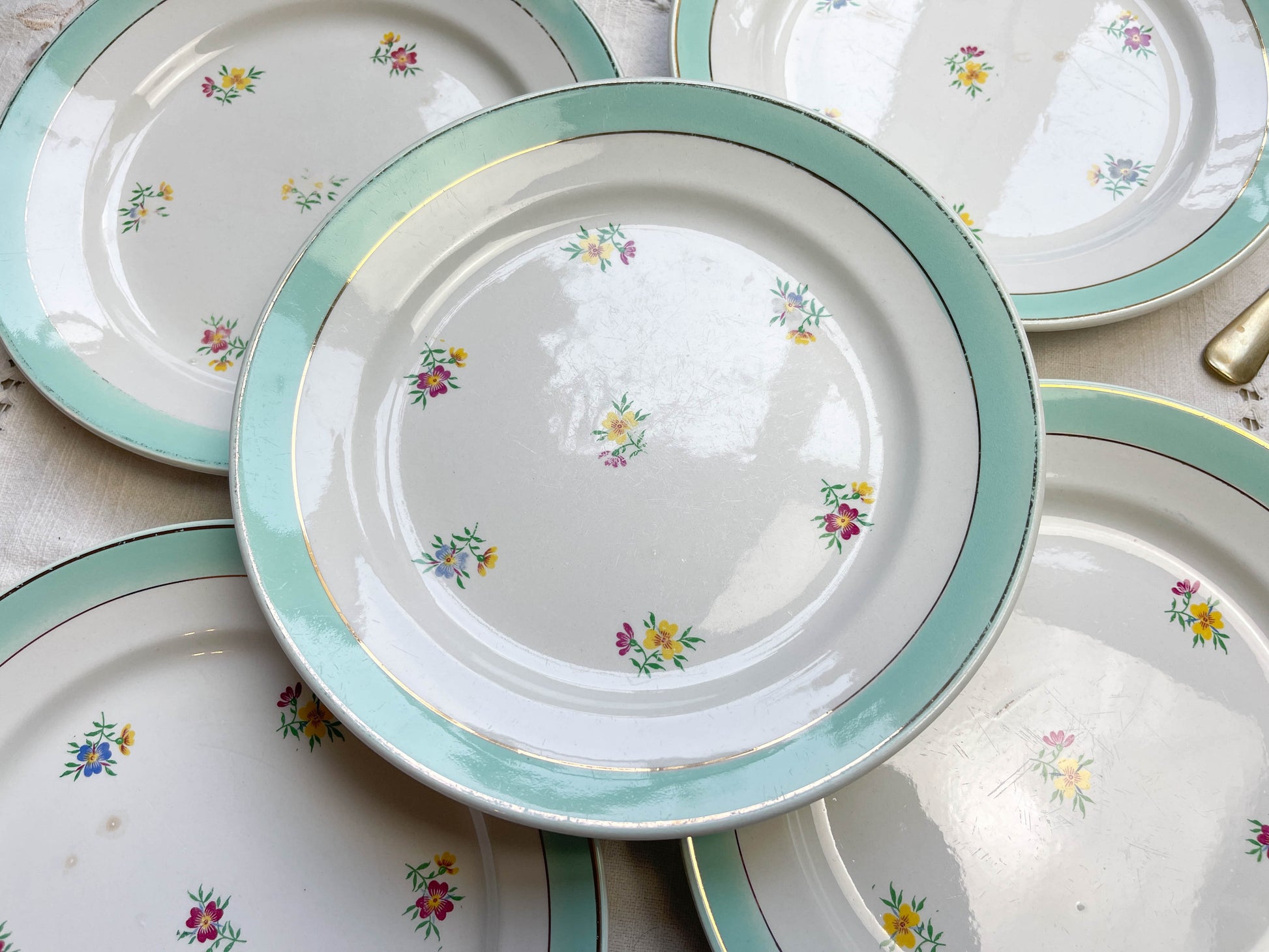 5 Assiettes plates porcelaine vintage blanche verte fleurie LUNEVILLE 1950s