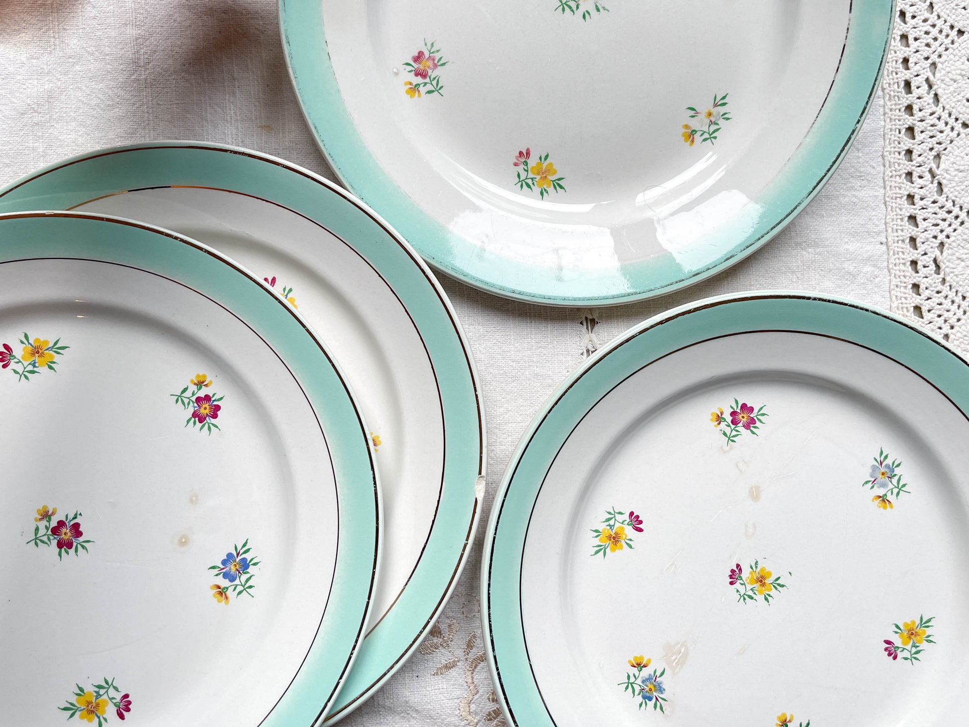 5 Assiettes plates porcelaine vintage blanche verte fleurie LUNEVILLE 1950s