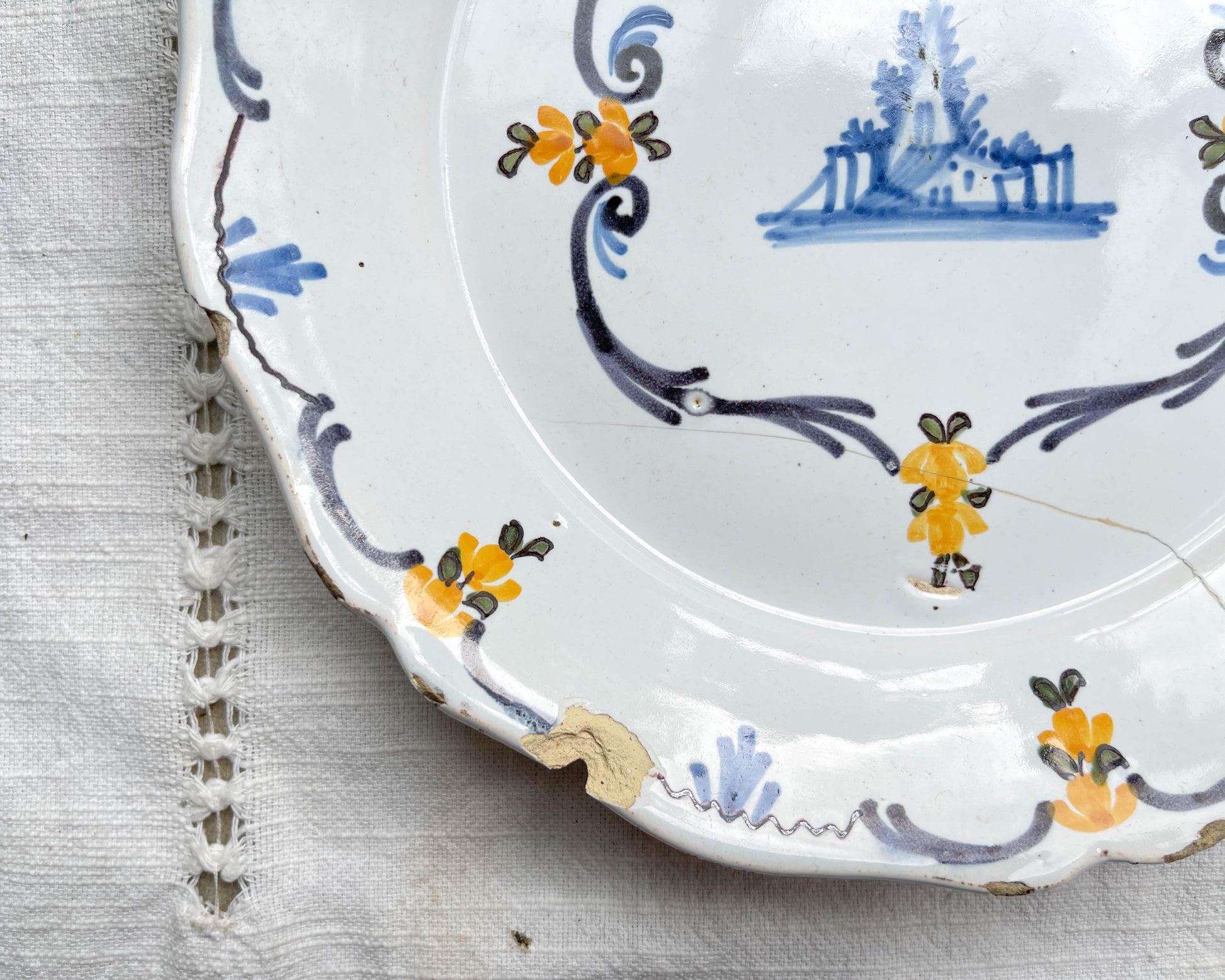 Ancienne Assiette Faïence Française XVIIIème NEVERS motif paysage