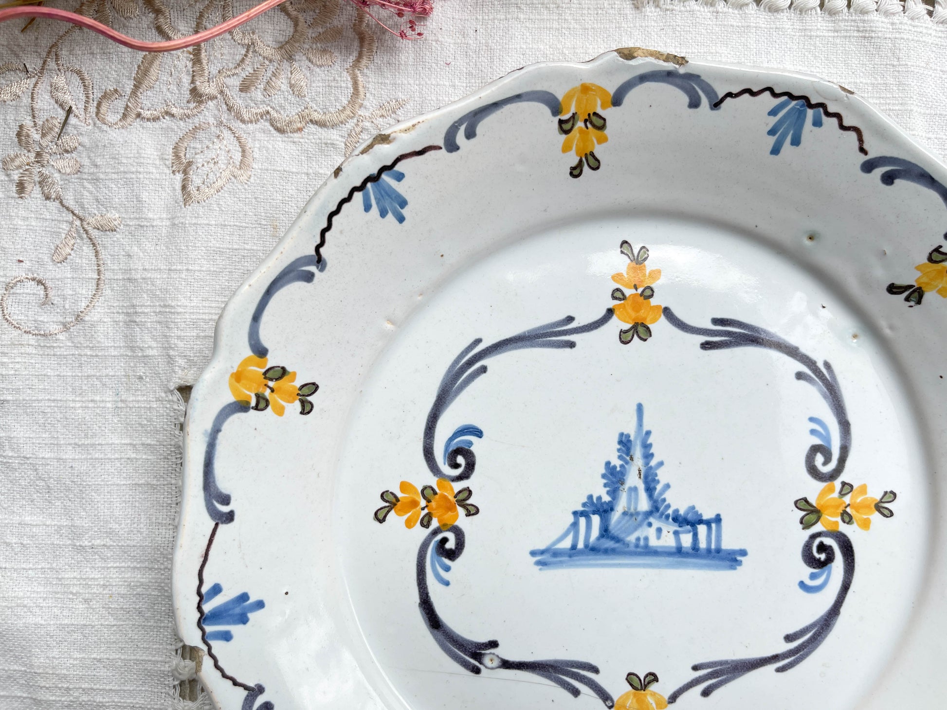 Ancienne Assiette Faïence Française XVIIIème NEVERS motif paysage