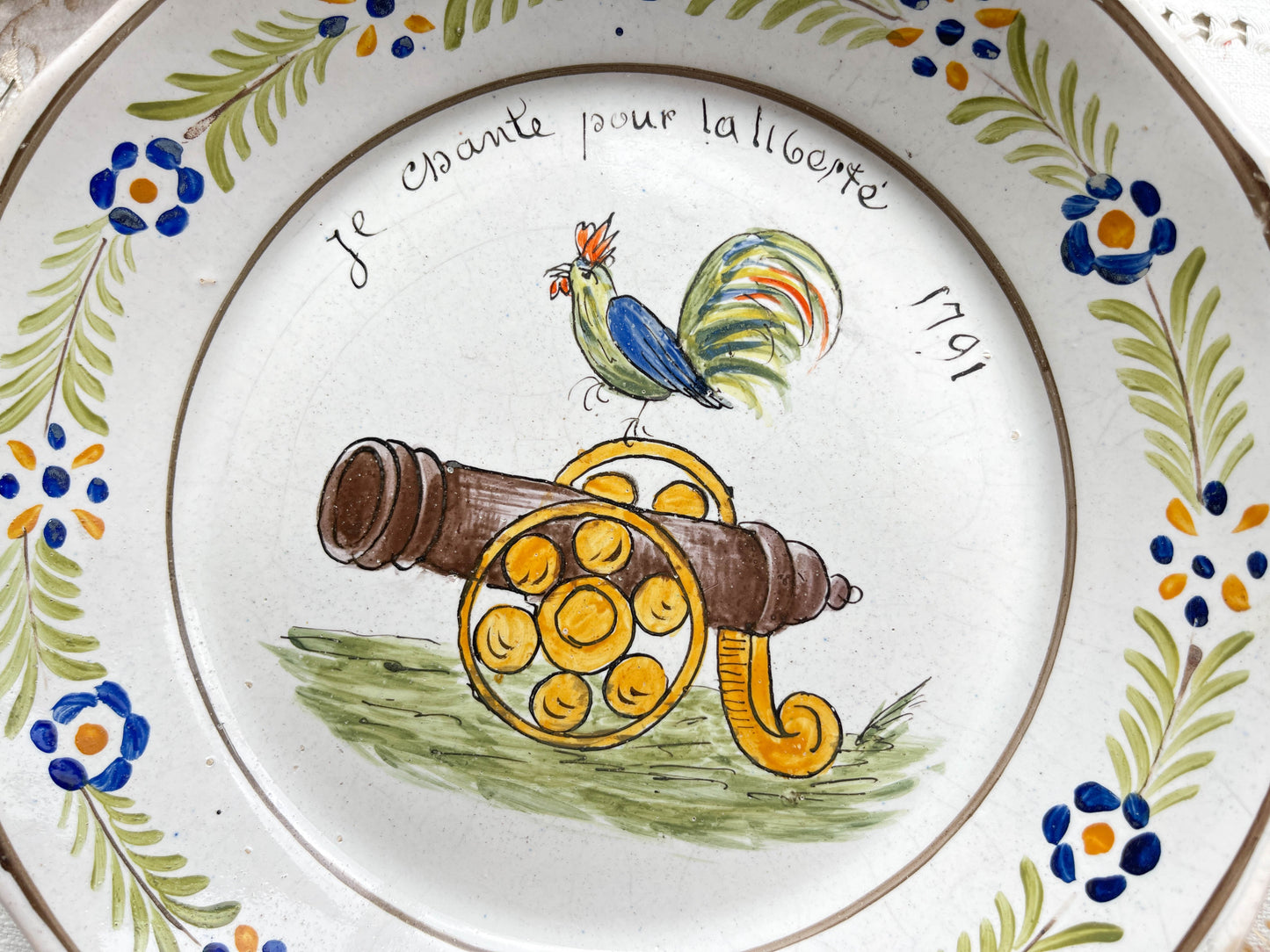Ancienne assiette Faïence Française Coq révolutionnaire "Je chante pour la liberté 1791" Nevers XIXème