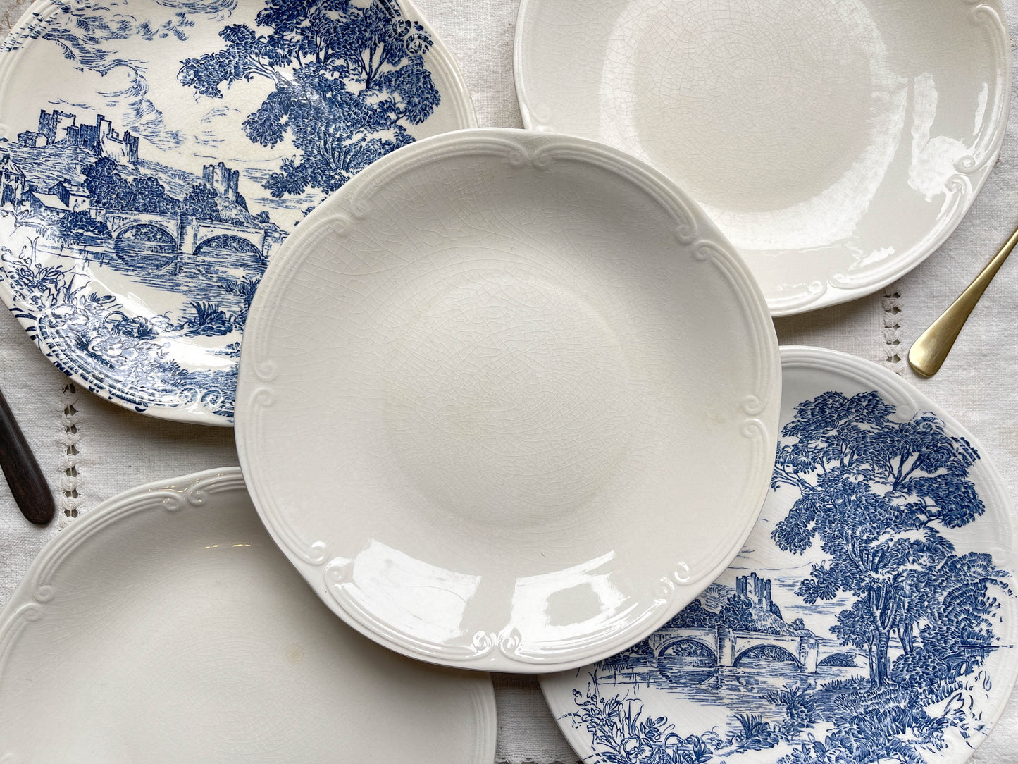 5 Assiettes vintage faïence de GIEN France dépareillées vintage motif bleues