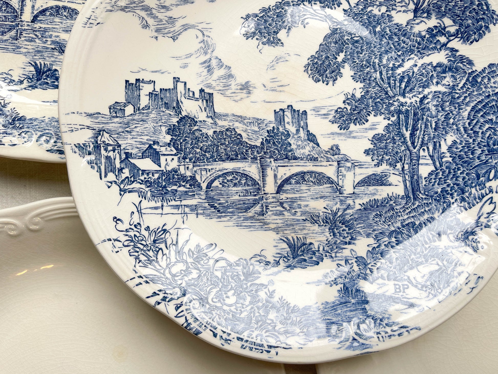 5 Assiettes vintage faïence de GIEN France dépareillées vintage motif bleues