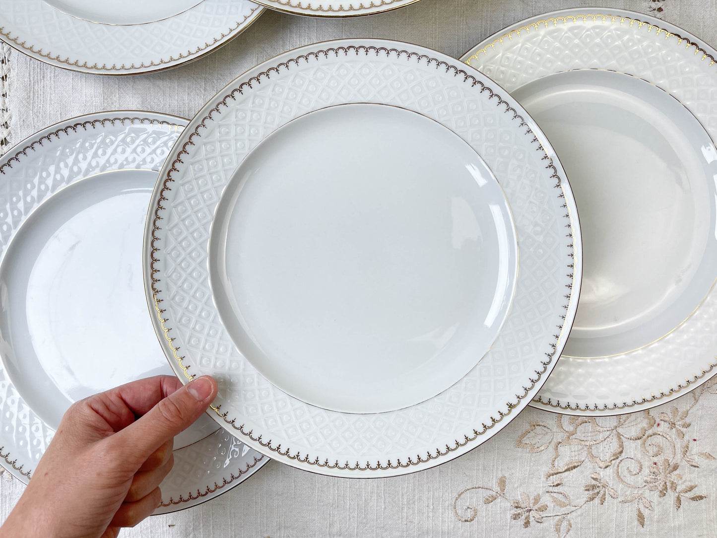 6 Assiettes plates porcelaine vintage blanche dorée BAVARIA modèle "Annabell"