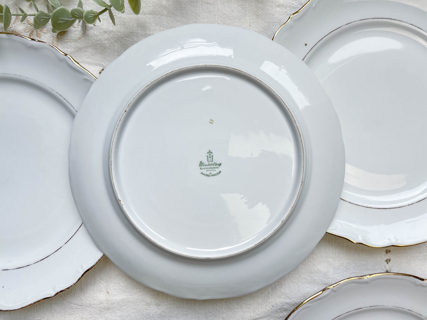 6 Assiettes vintage Porcelaine blanches dorées + 6 Petites Assiettes dépareillées bleues Jacobean ridgway