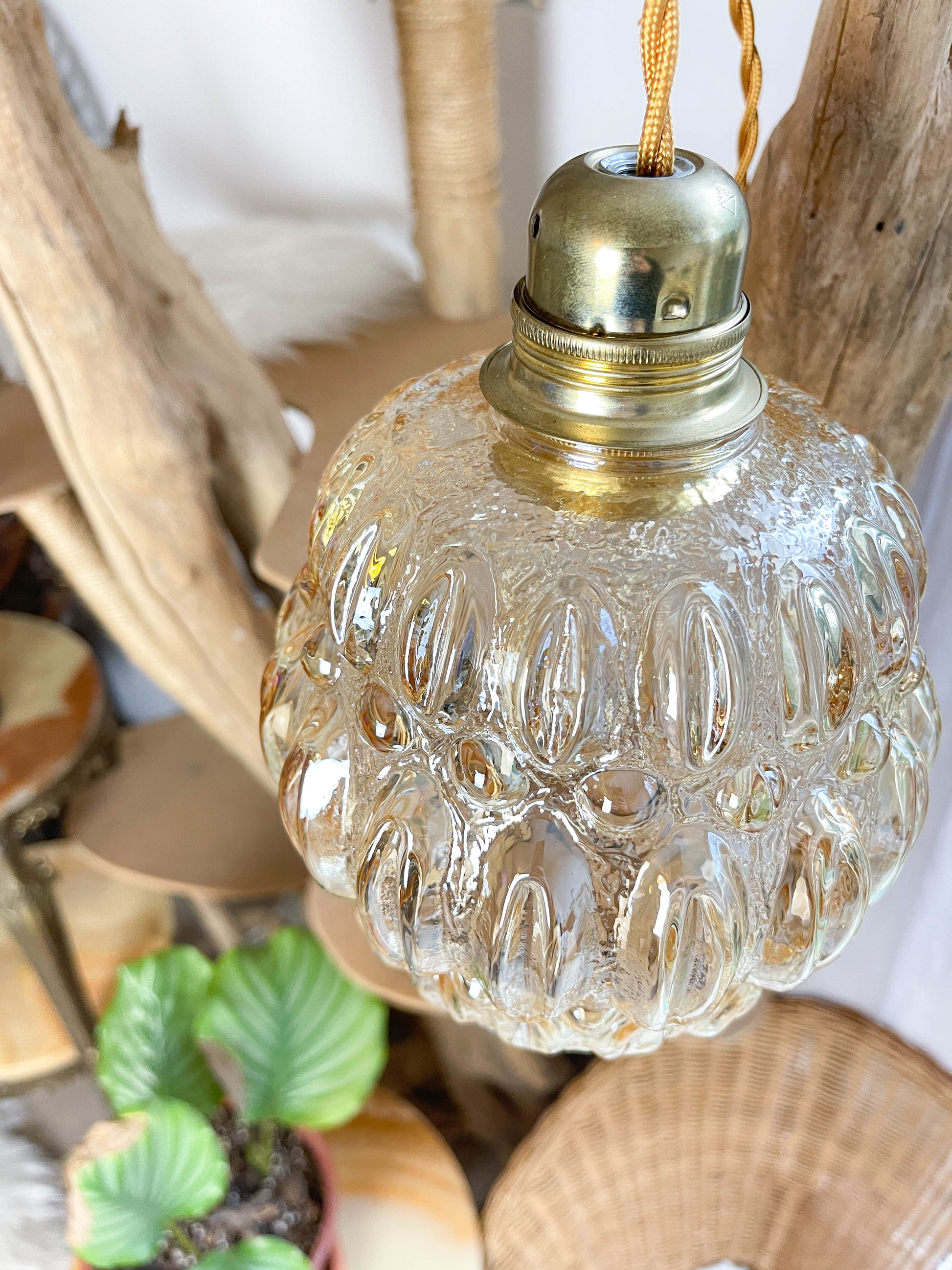 Baladeuse globe vintage en verre bullé irisé personnalisable