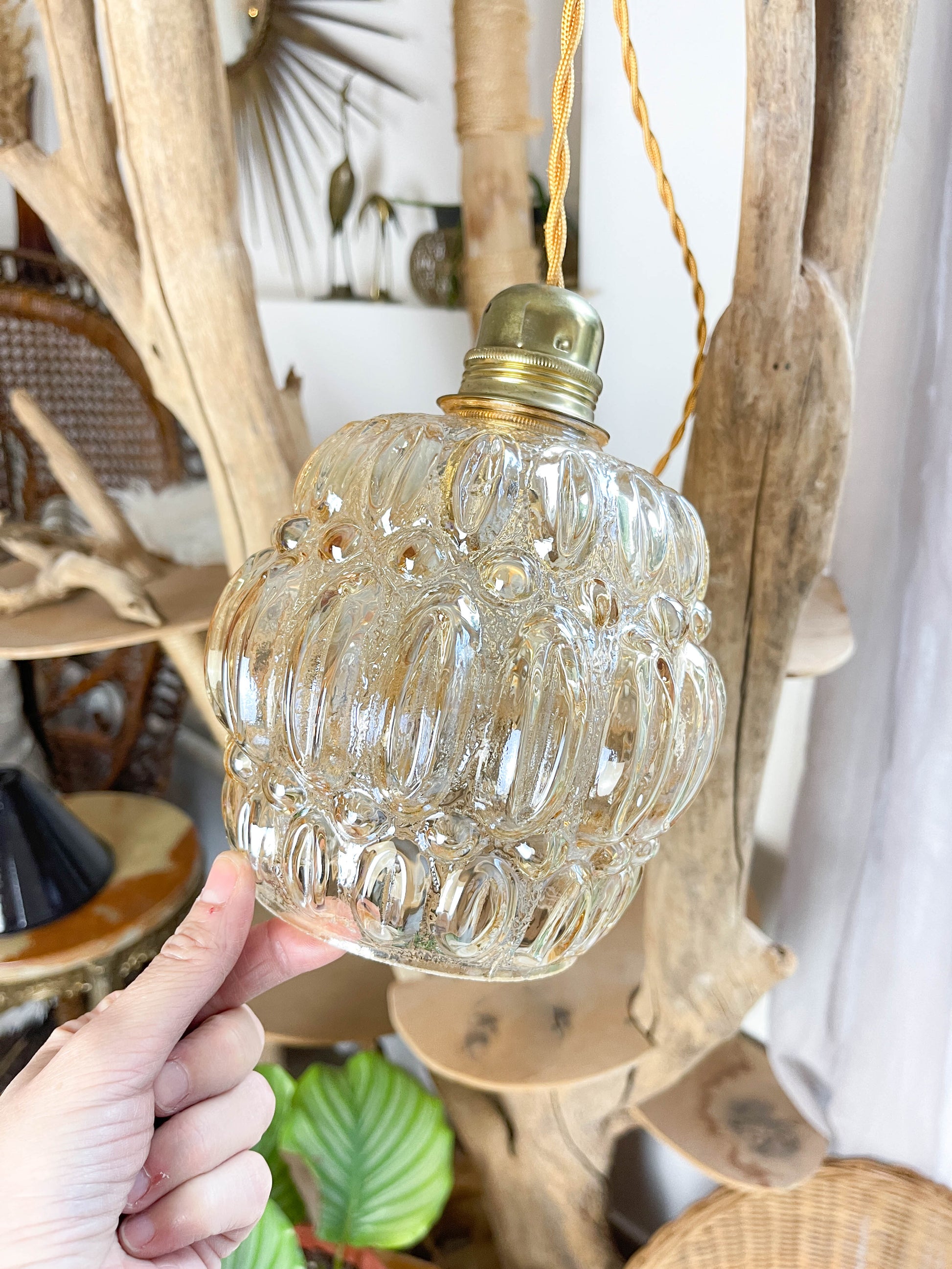 Baladeuse globe vintage en verre bullé irisé personnalisable