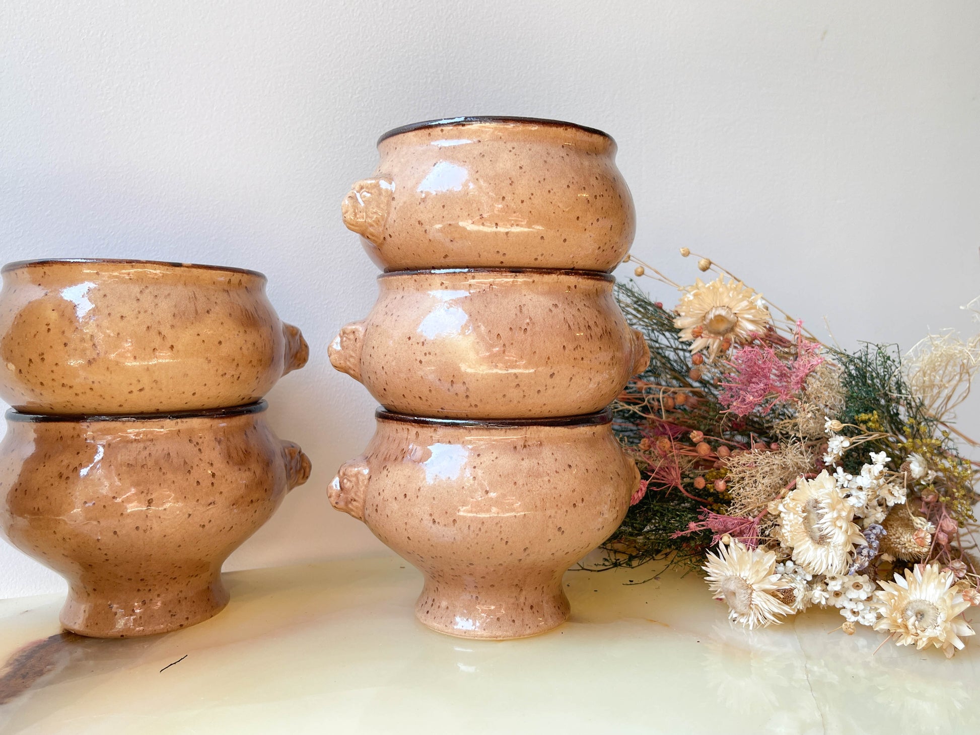 9 Bols Tête de Lion en céramique beige moucheté Emile Henry vintage Made in France