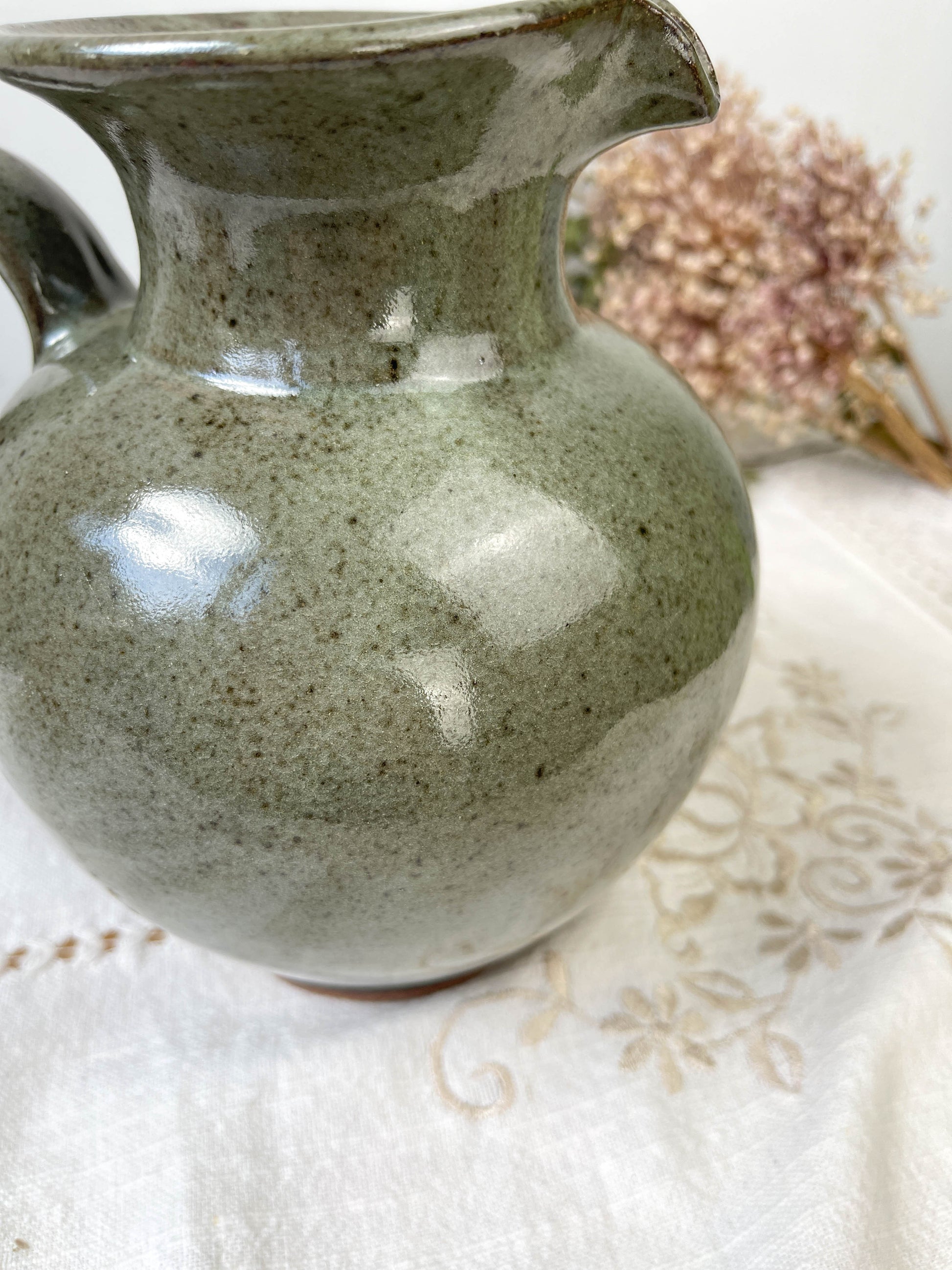 Carafe vintage en grès gris/vert style art déco