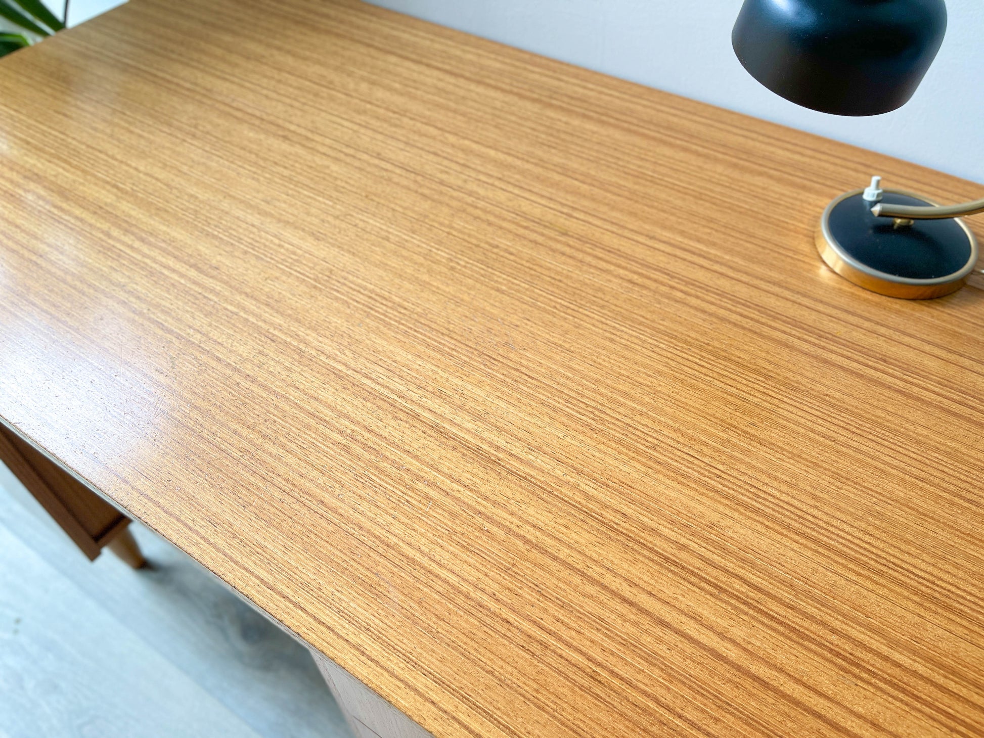Bureau vintage style scandinave 3 tiroirs 1970