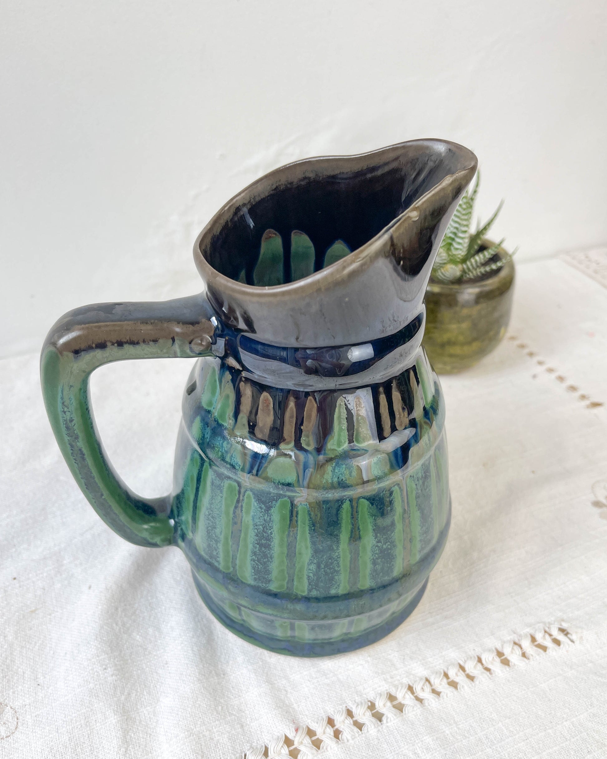 Carafe vintage en céramique à glaçure verte et bleue