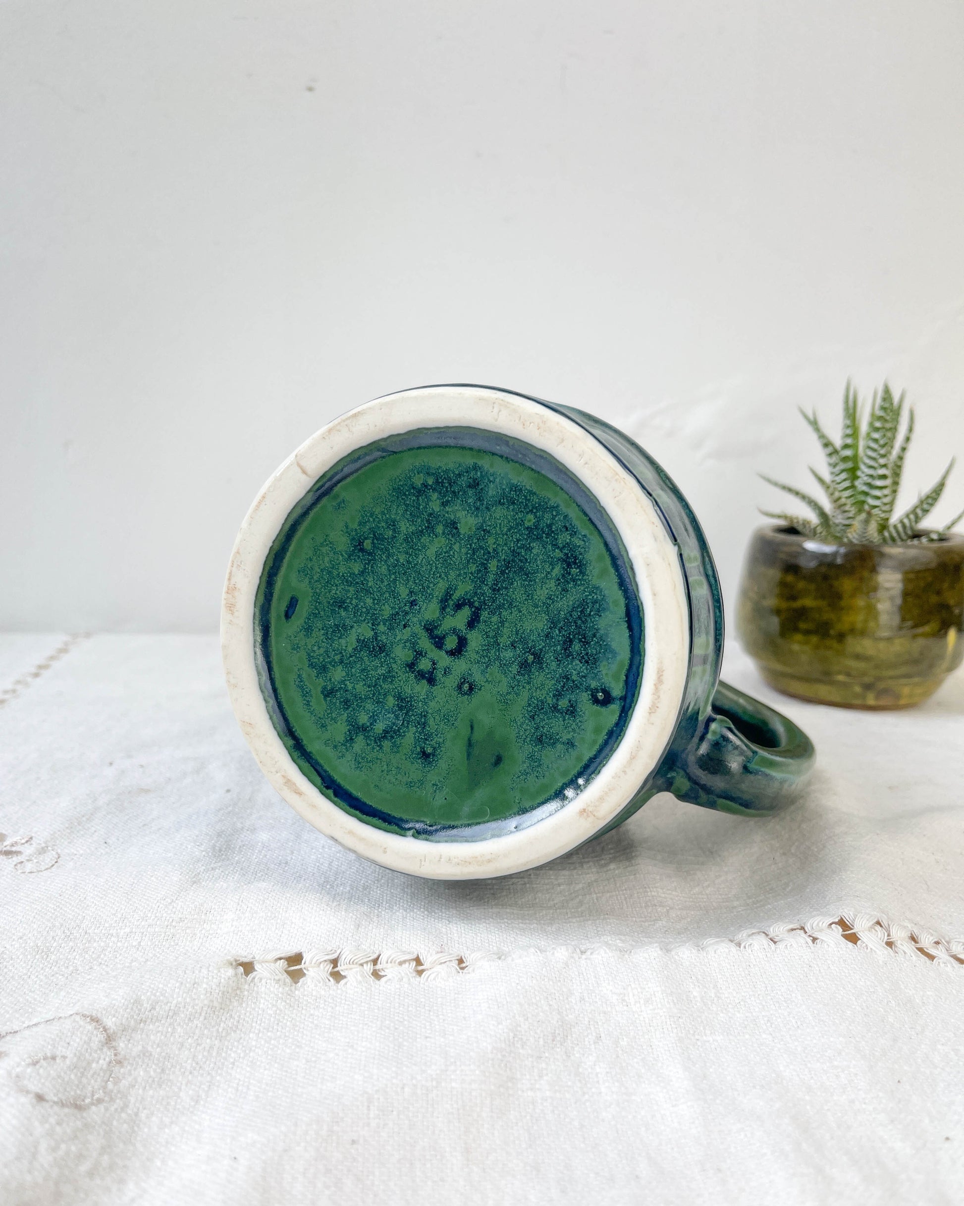 Carafe vintage en céramique à glaçure verte et bleue
