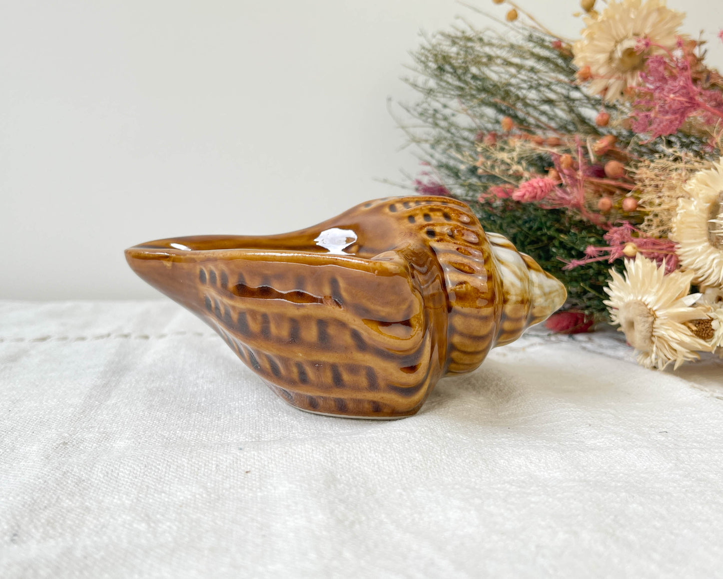 Cendrier en céramique coquillage vintage Année 50