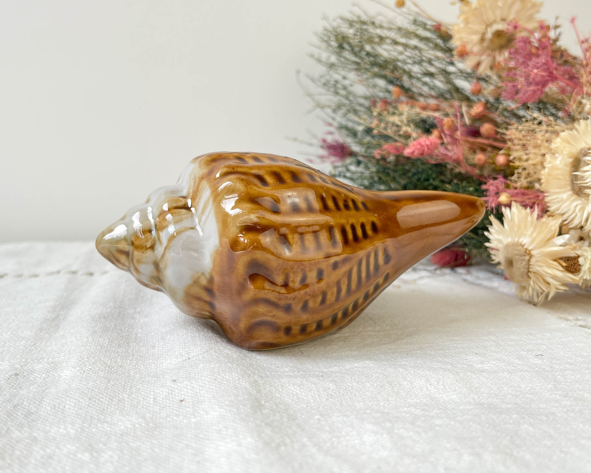 Cendrier en céramique coquillage vintage Année 50