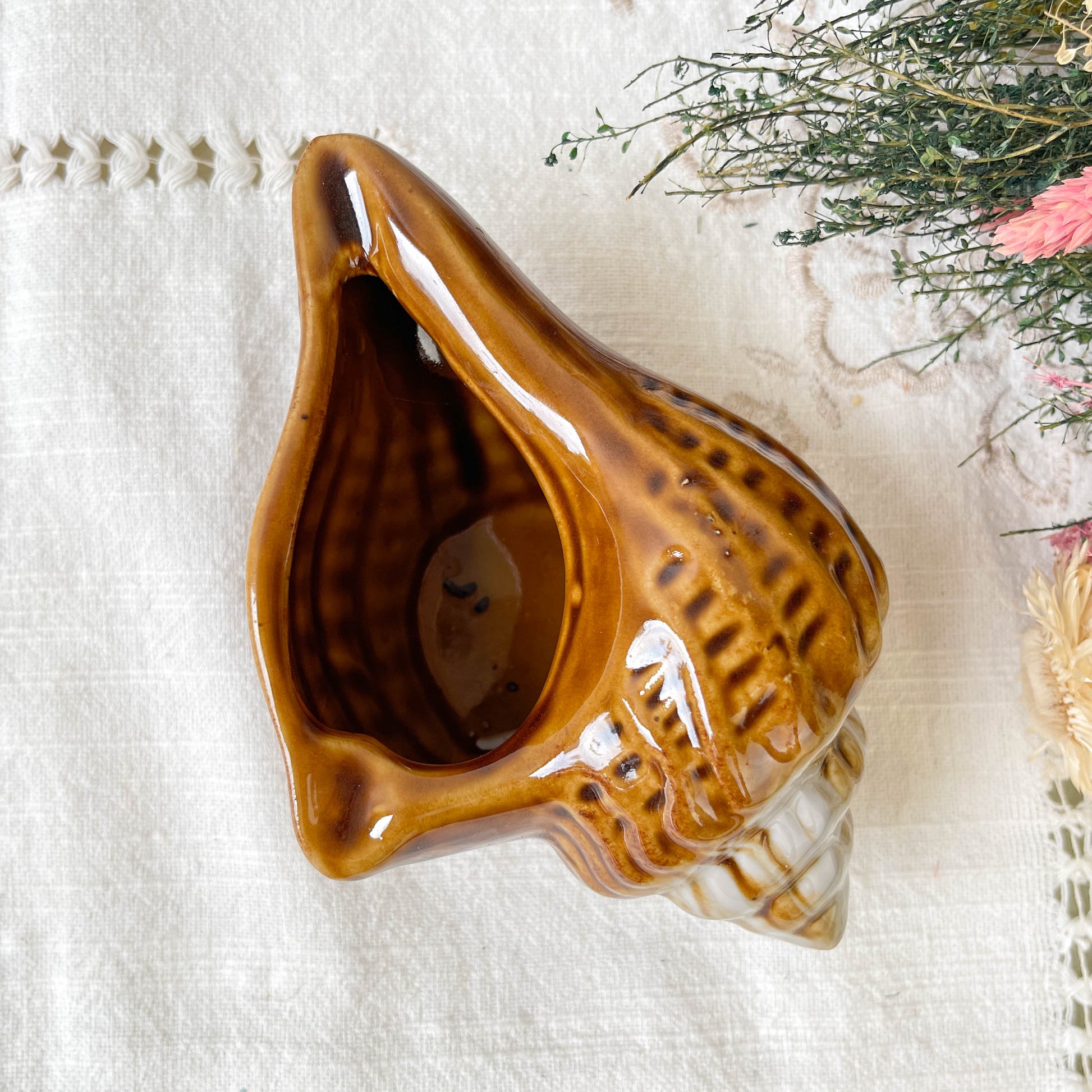 Cendrier en céramique coquillage vintage Année 50