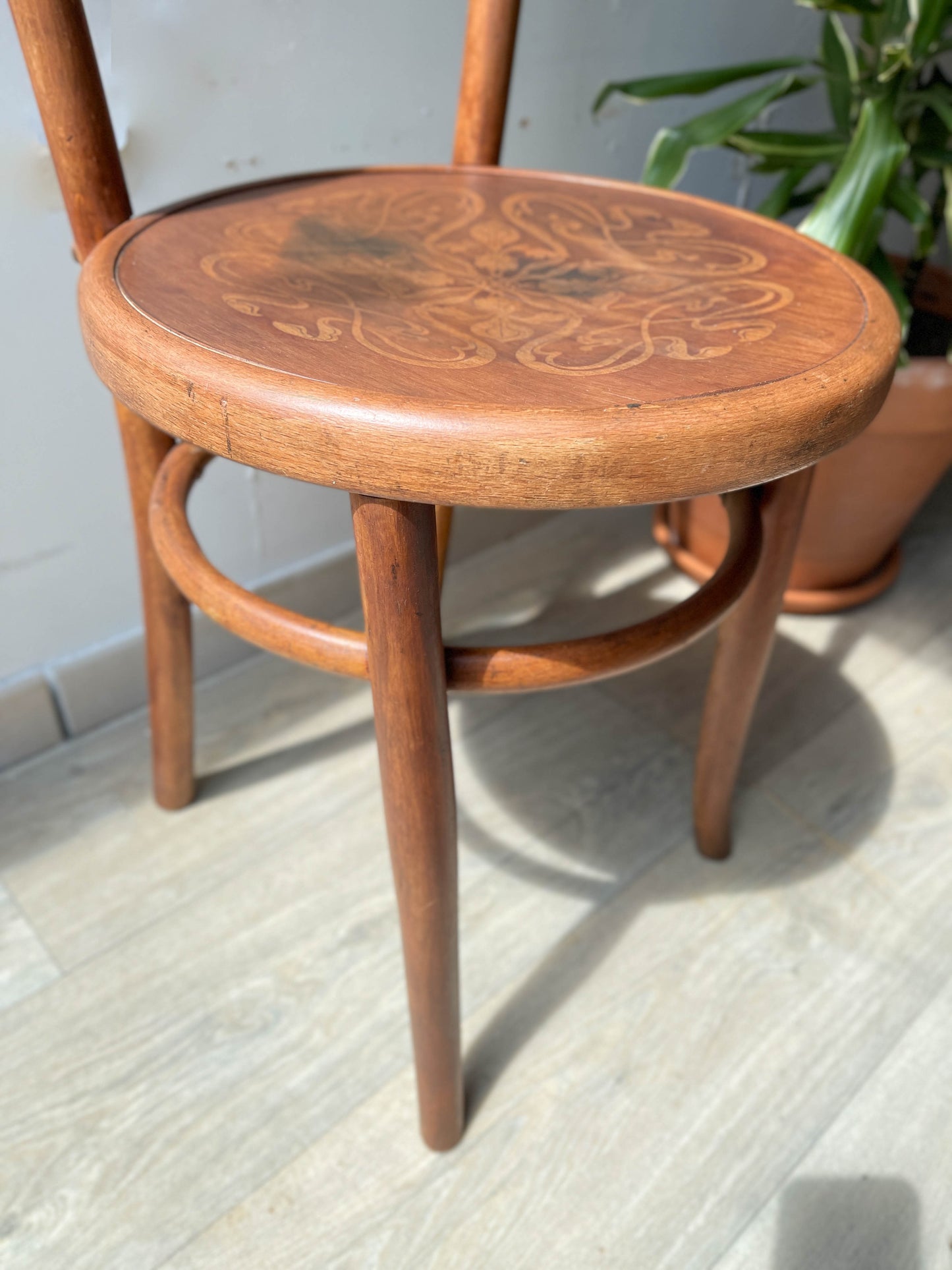 Chaise bistrot Fischel gravée, 1920