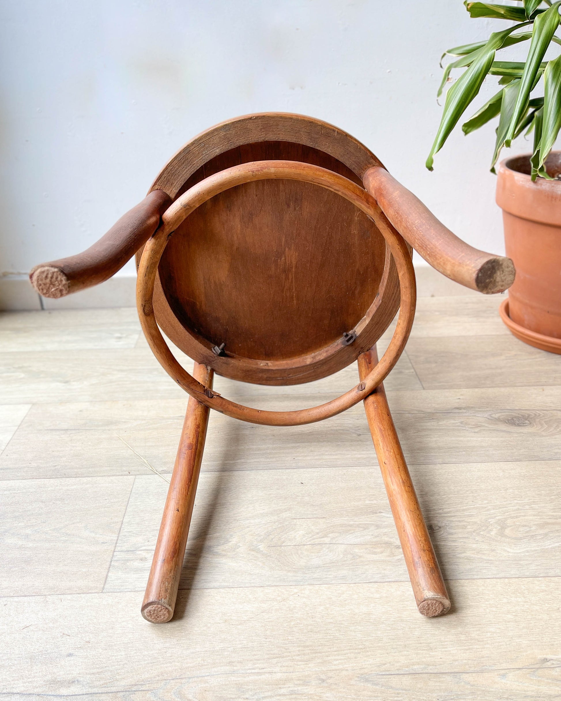 Chaise bistrot Fischel gravée, 1920