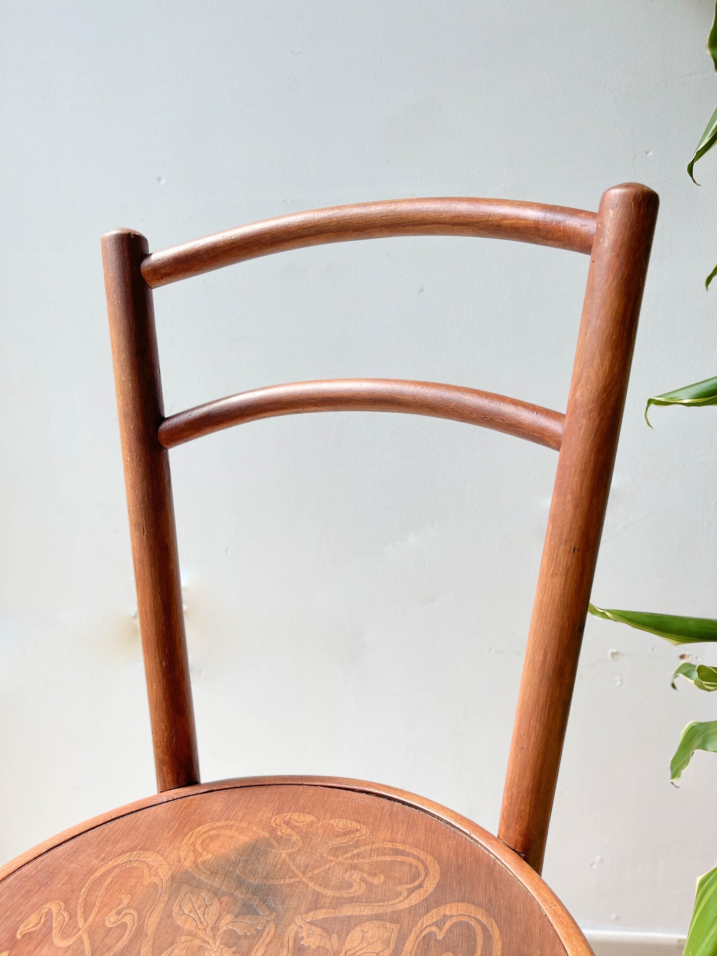 Chaise bistrot Fischel gravée, 1920