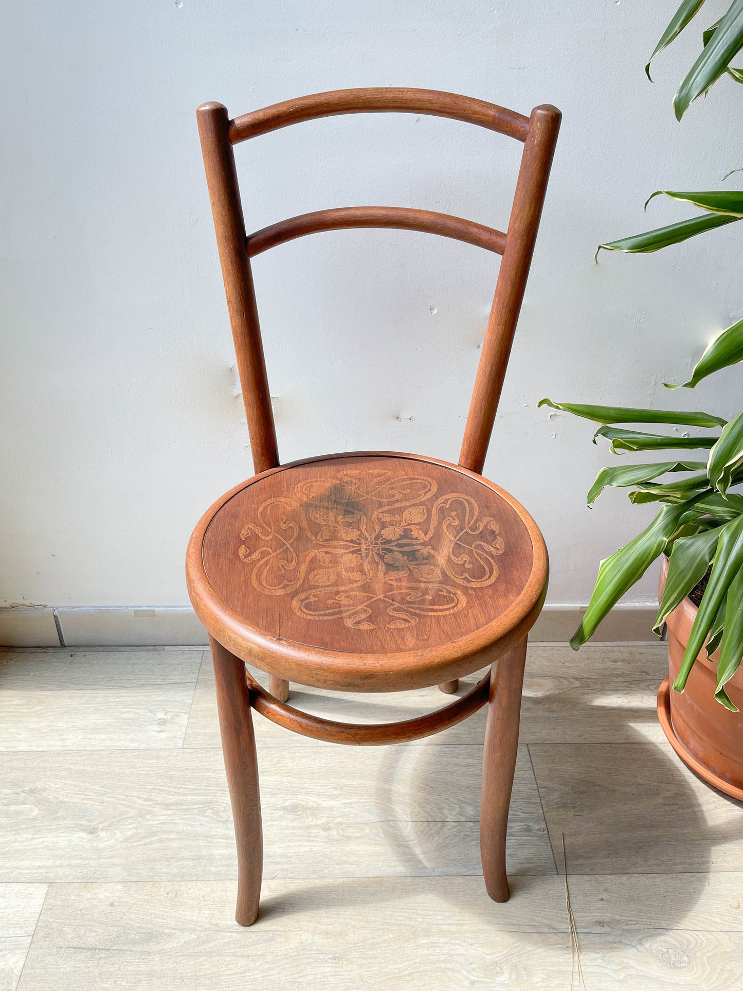 Chaise bistrot Fischel gravée, 1920