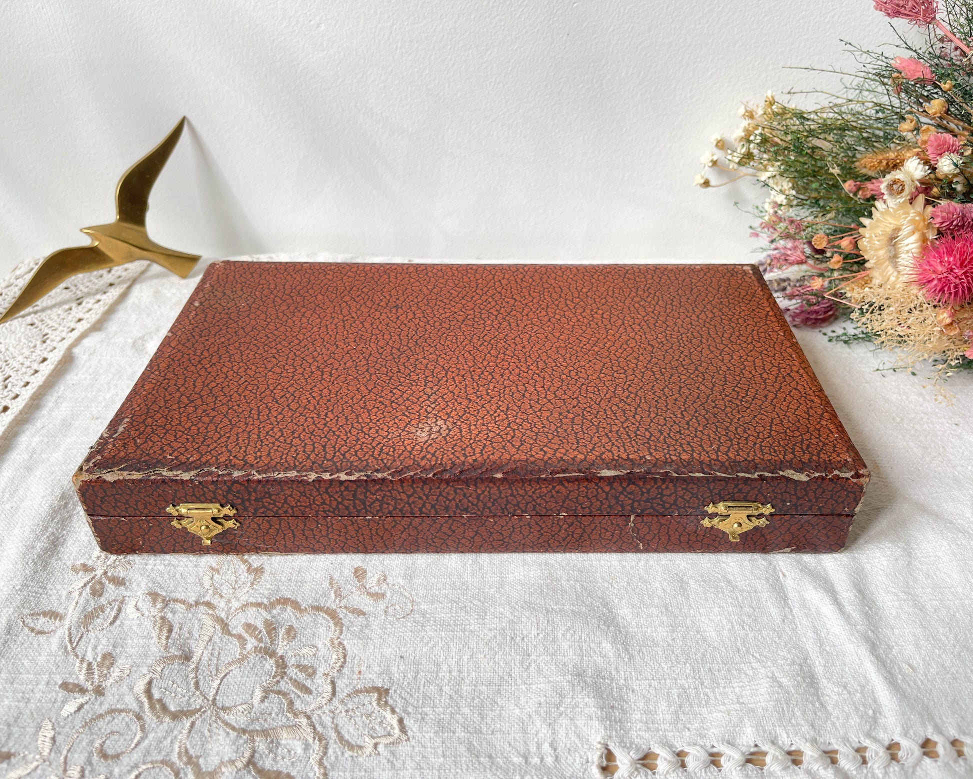 12 couteaux vintage bakélite Inox Pradel