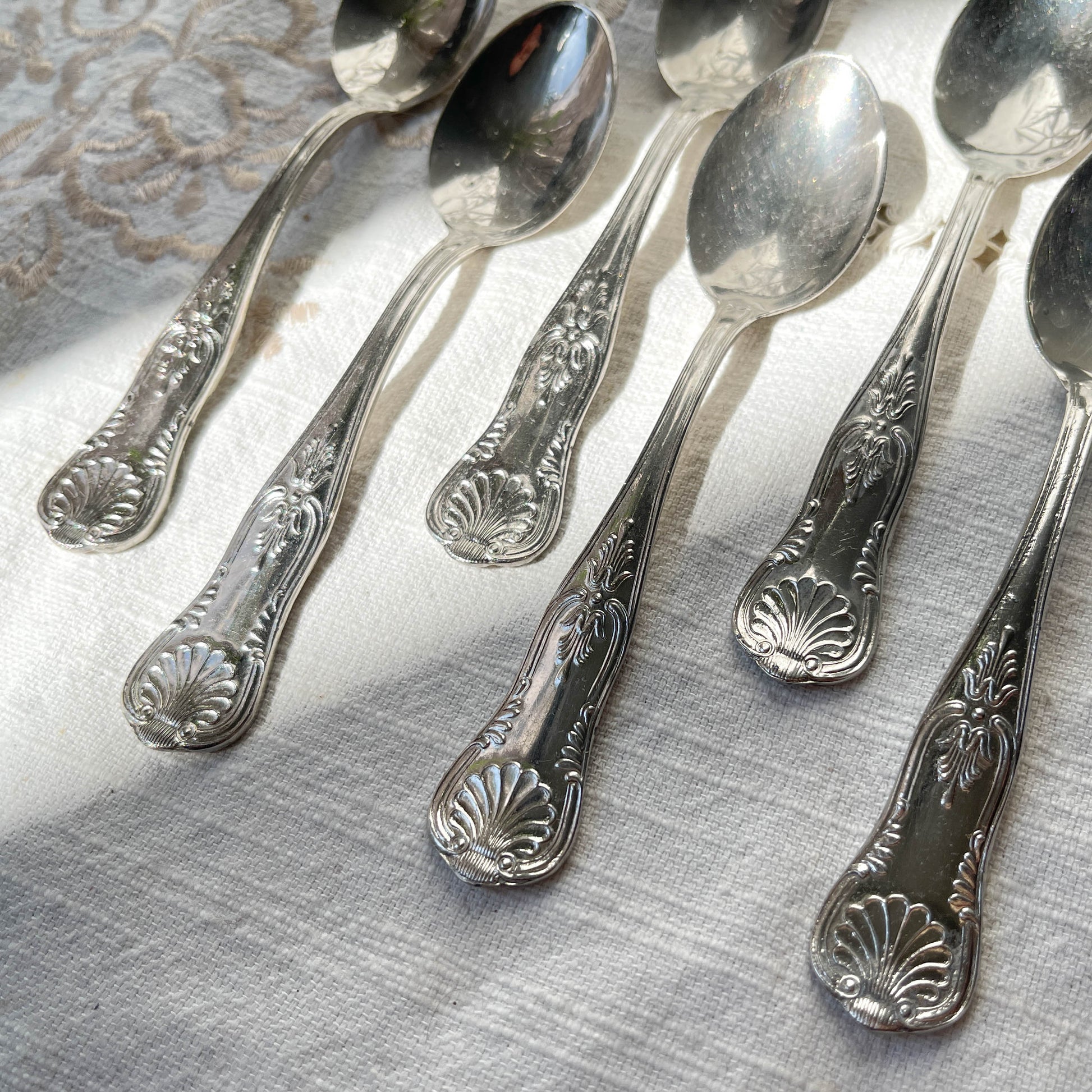 6 Petites Cuillères vintage style Rocaille