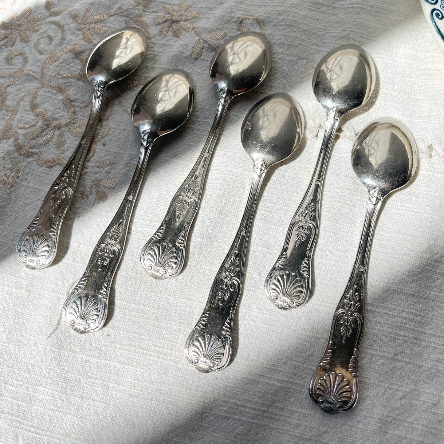 6 Petites Cuillères vintage style Rocaille