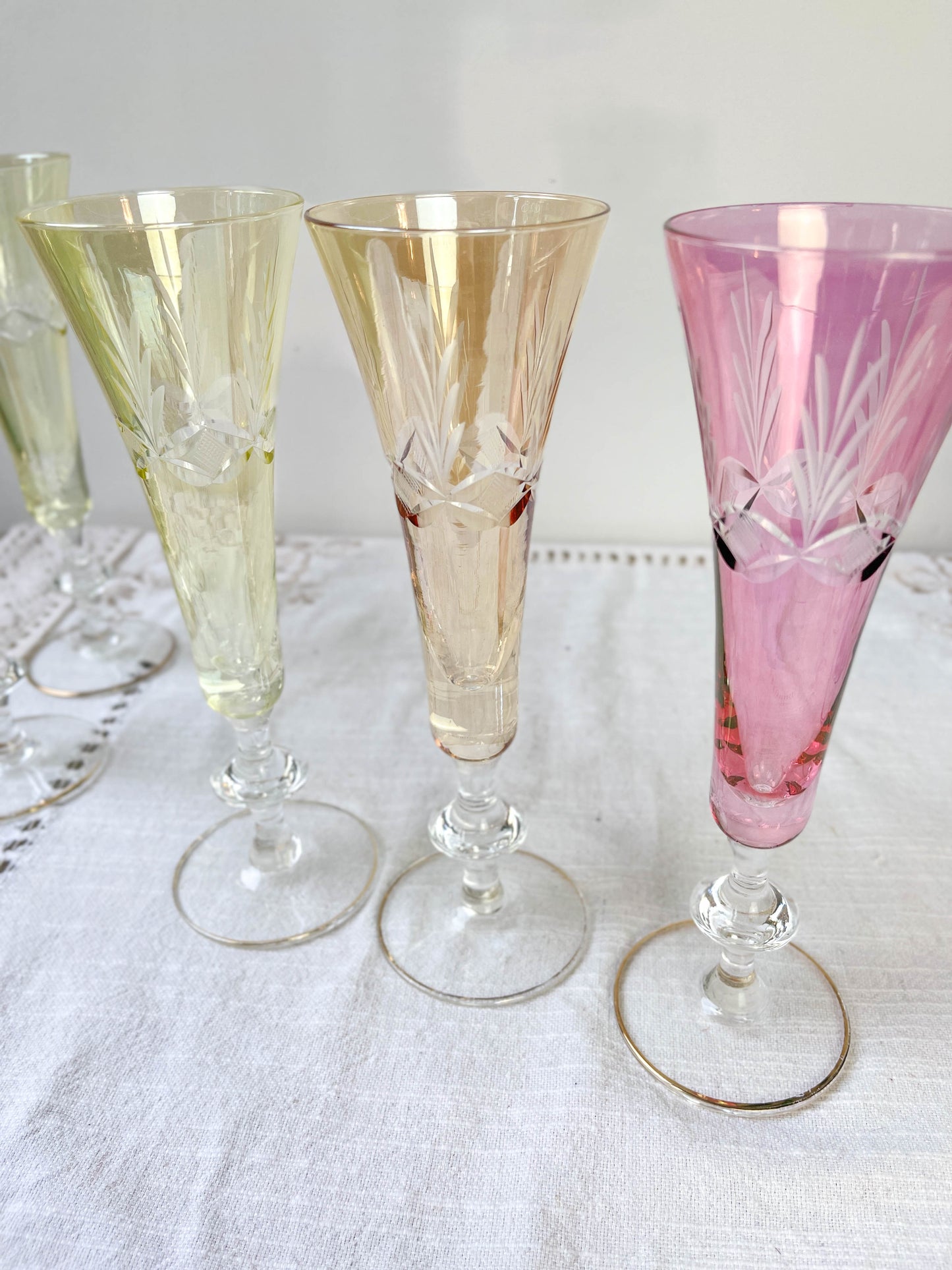 10 Flûtes à champagne cristal ciselé coloré vintage